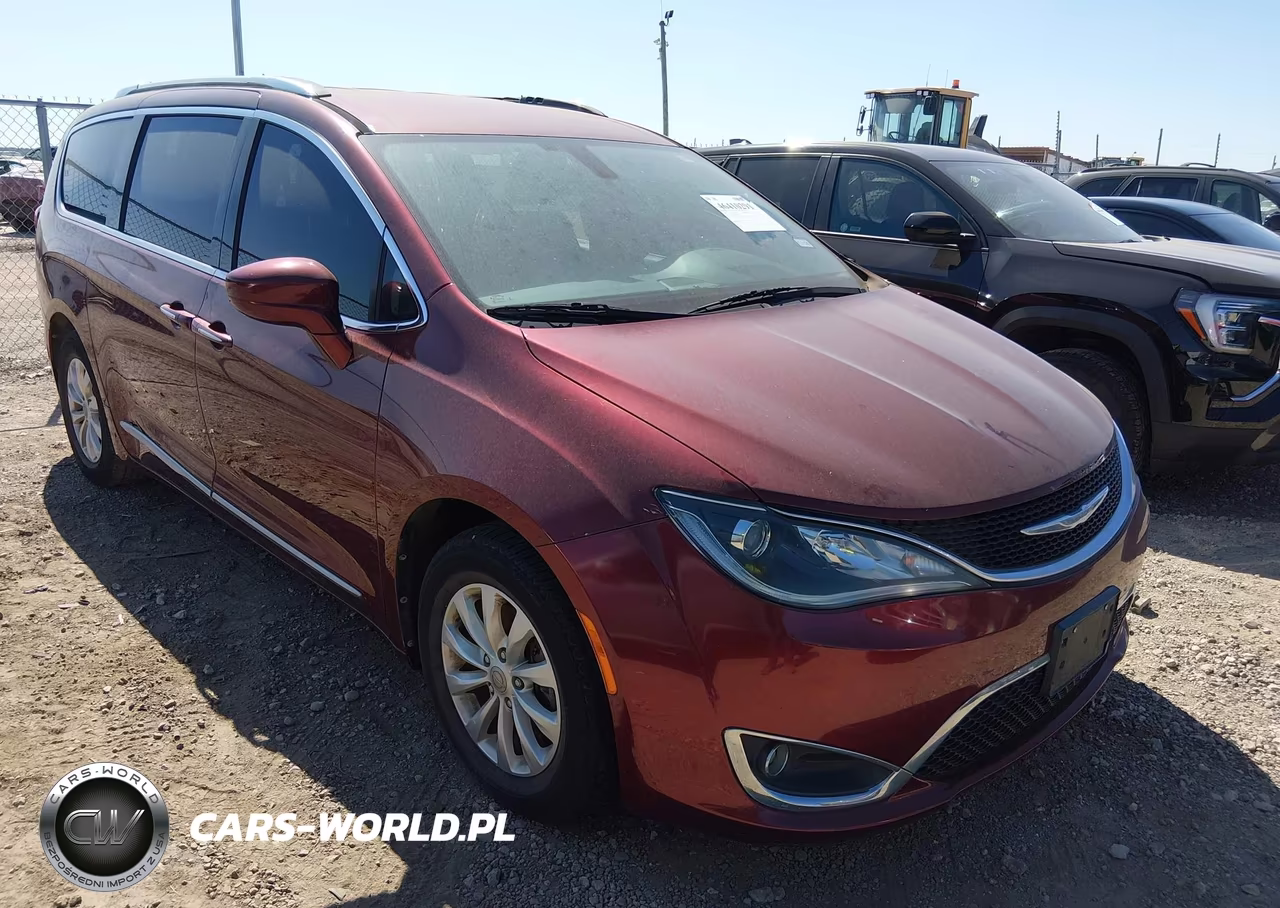 2018 Chrysler Pacifica Touring L – zdjęcie 1 z 16