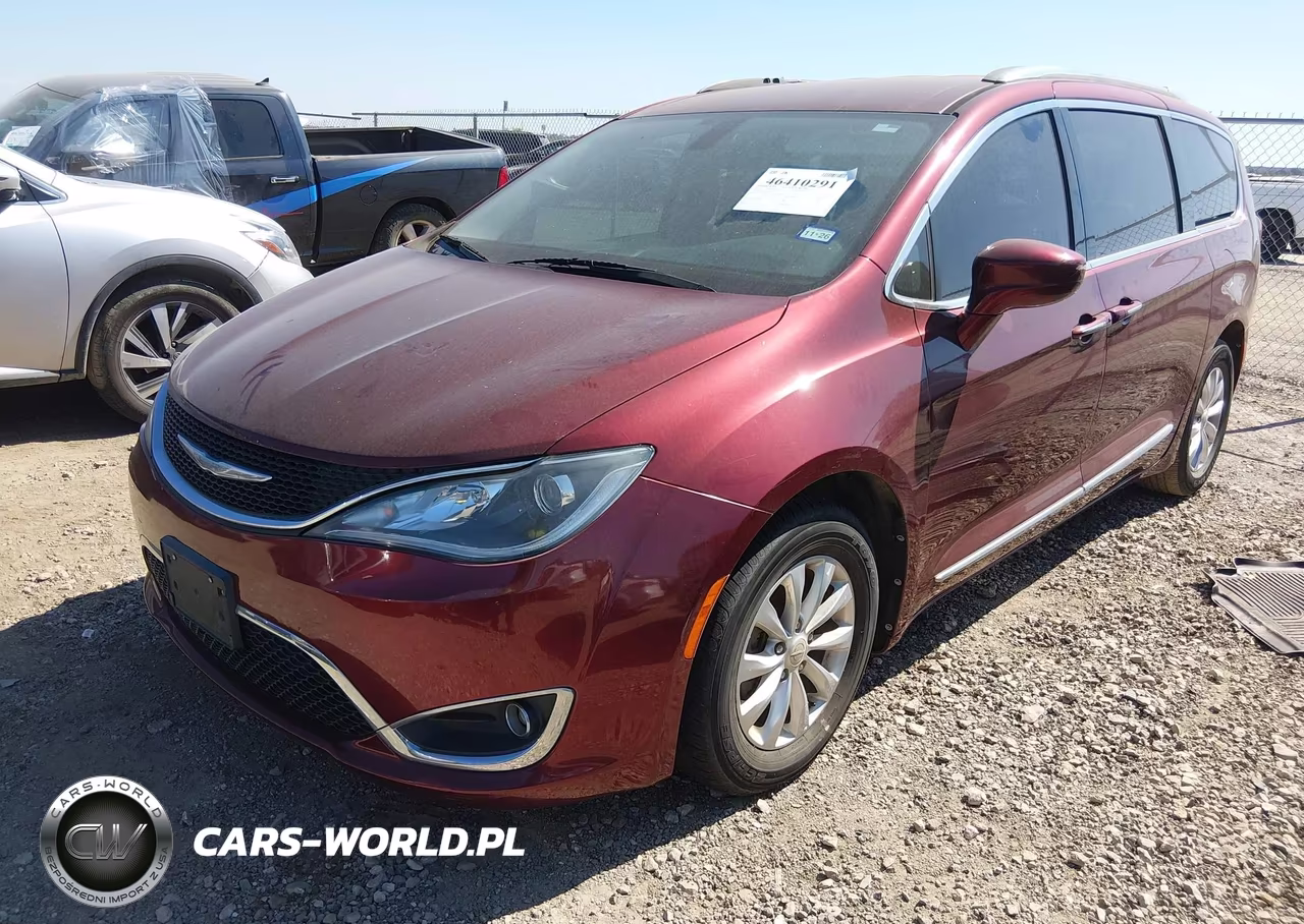 2018 Chrysler Pacifica Touring L VIN:2C4RC1BG3JR142901 - 2