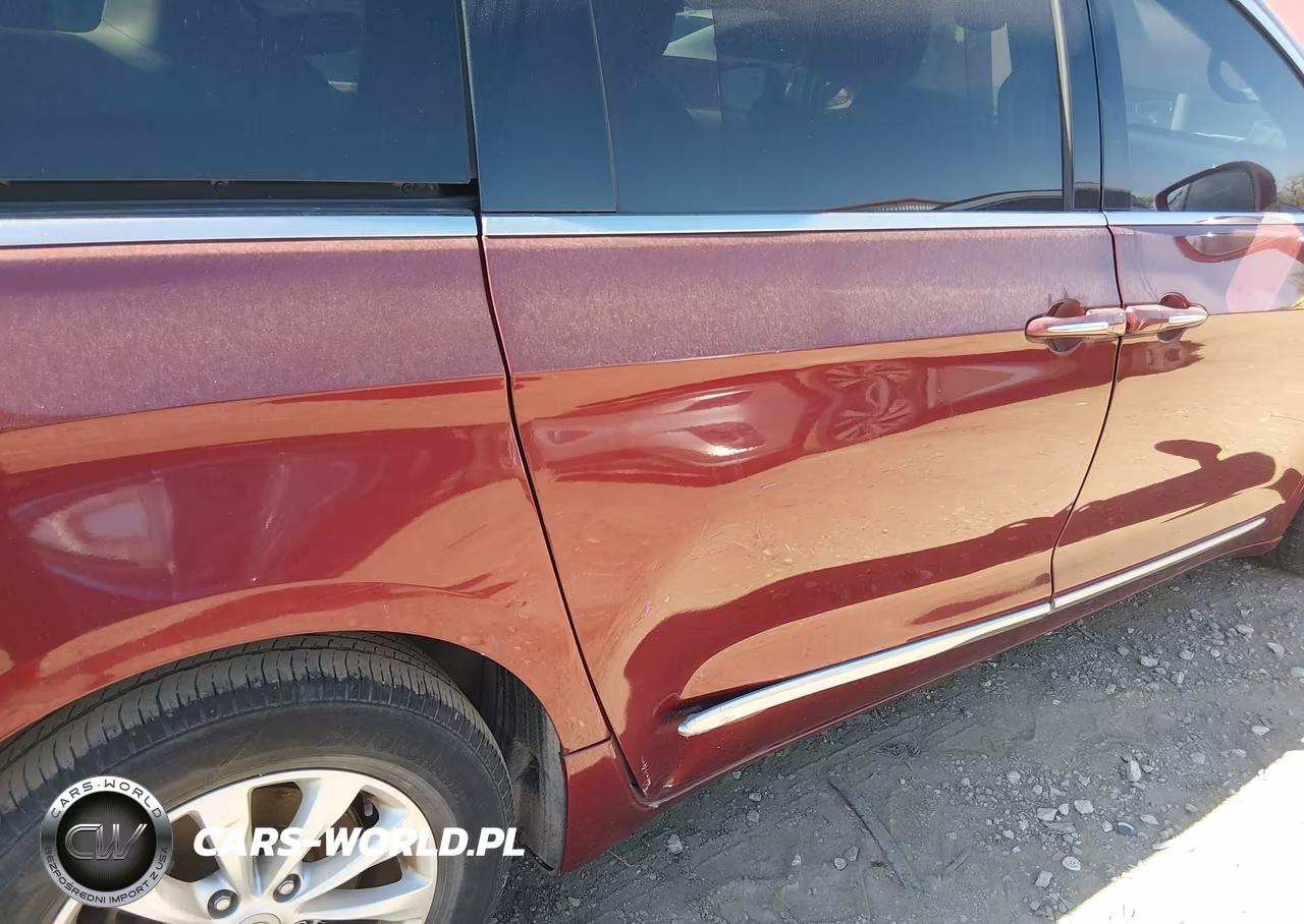 2018 Chrysler Pacifica Touring L VIN:2C4RC1BG3JR142901 - 6