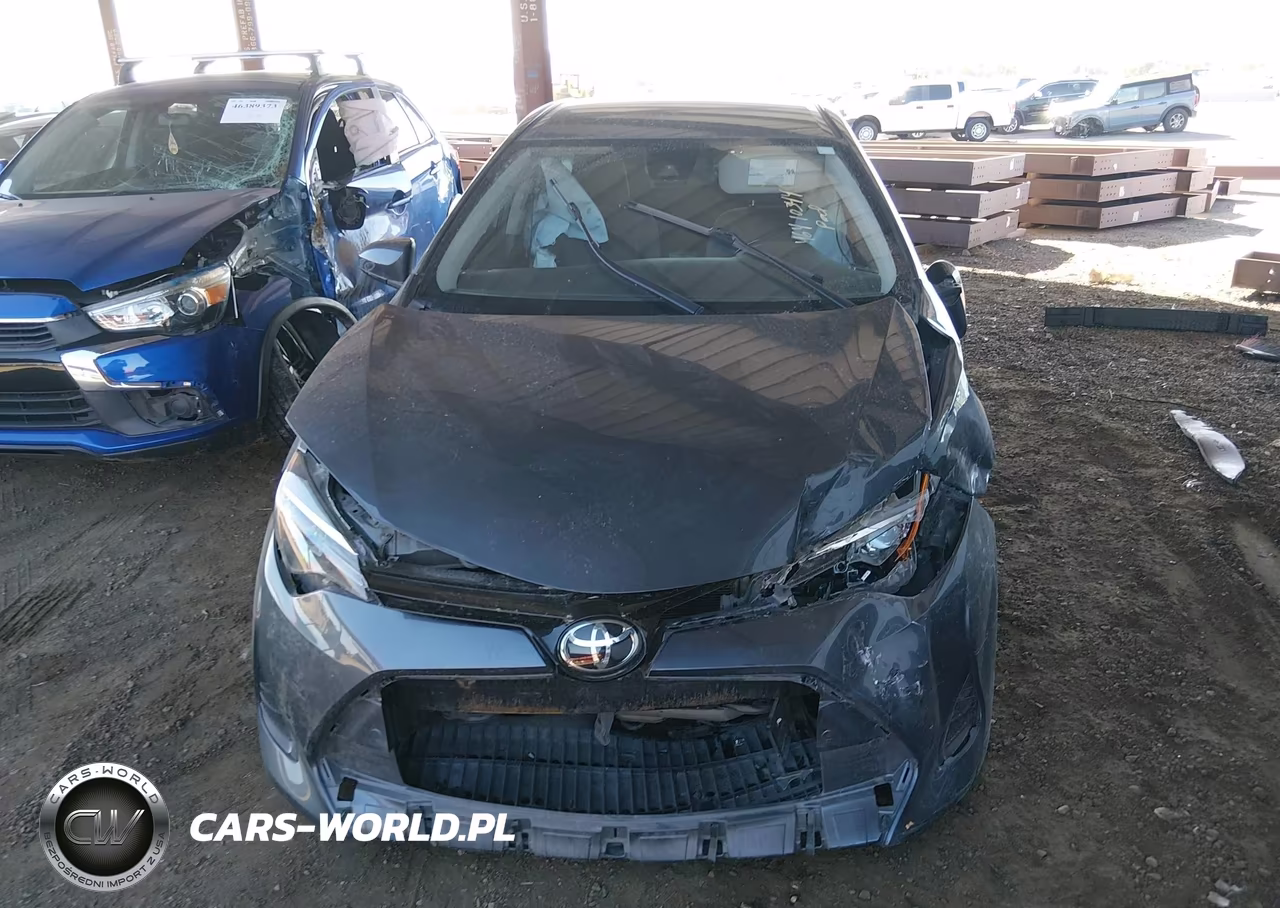 2018 Toyota Corolla L VIN:2T1BURHE7JC047728 - 11