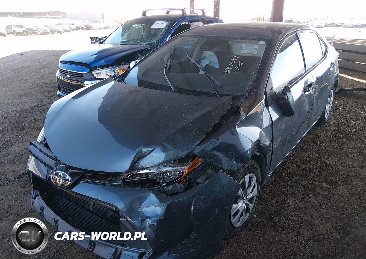 2018 Toyota Corolla L VIN:2T1BURHE7JC047728 - 6