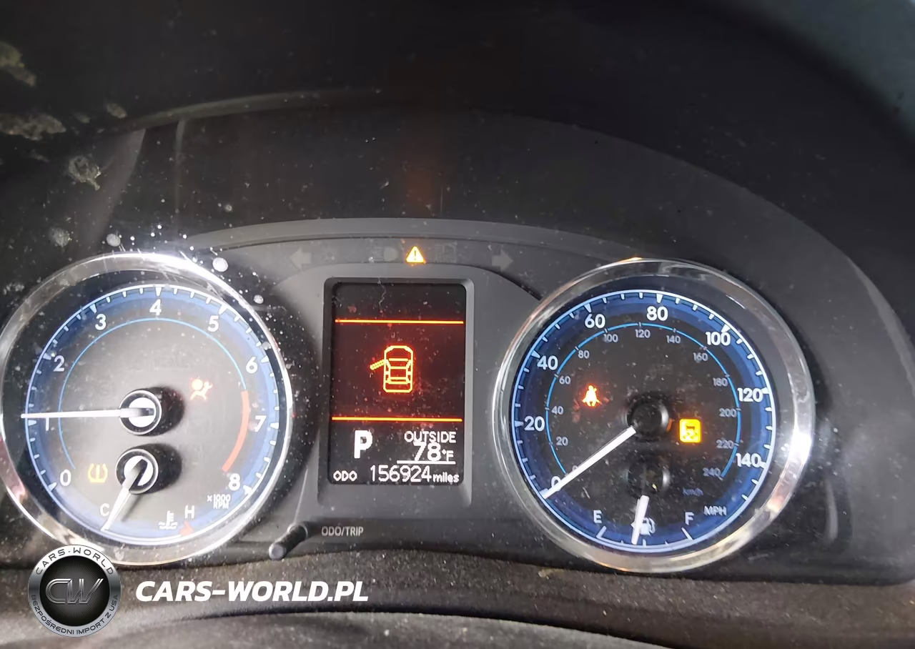 2018 Toyota Corolla L VIN:2T1BURHE7JC047728 - 7