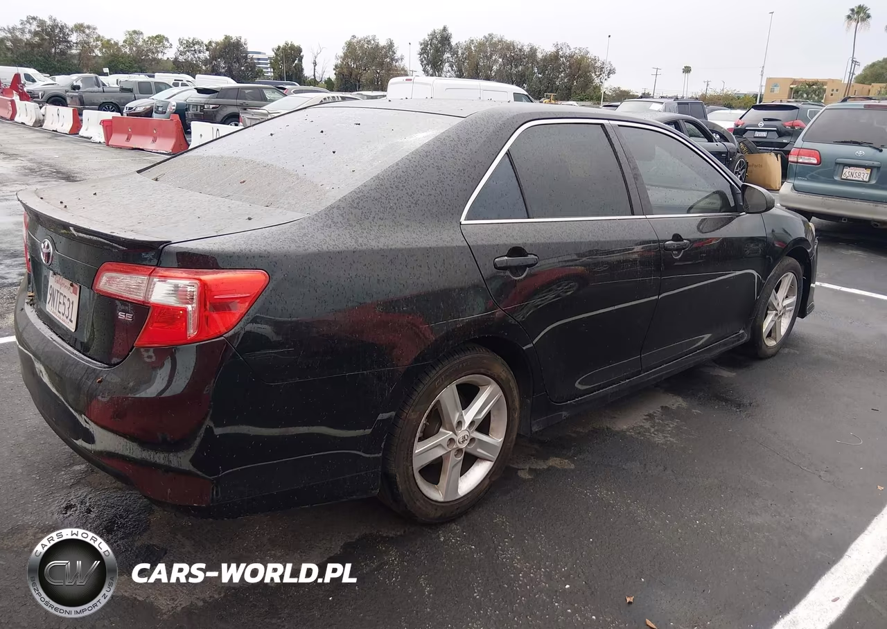 2013 Toyota Camry Se VIN:4T1BF1FK1DU213510 - 4