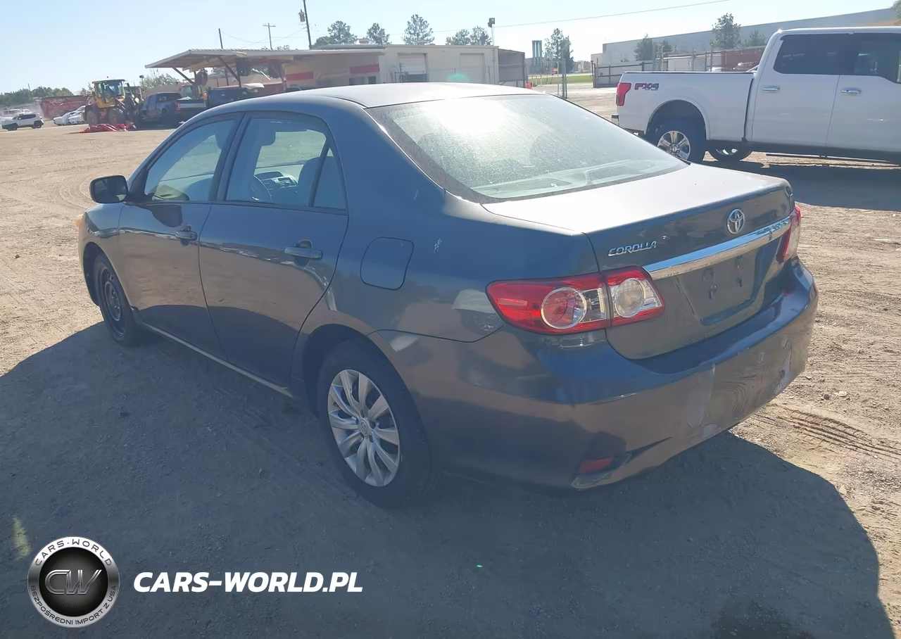 2012 Toyota Corolla Le VIN:2T1BU4EEXCC769432 - 3