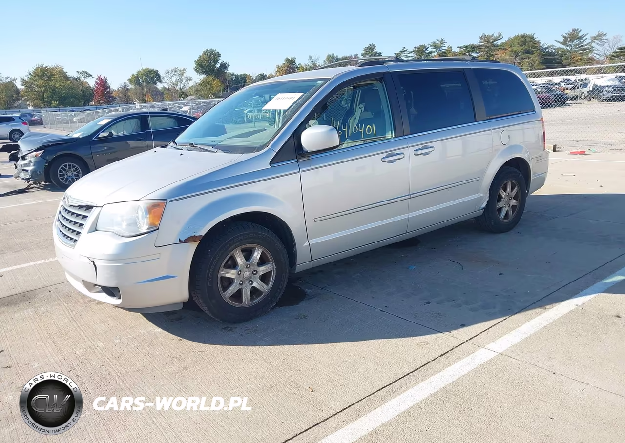2008 Chrysler Town & Country Touring VIN:2A8HR54P68R111241 - 2