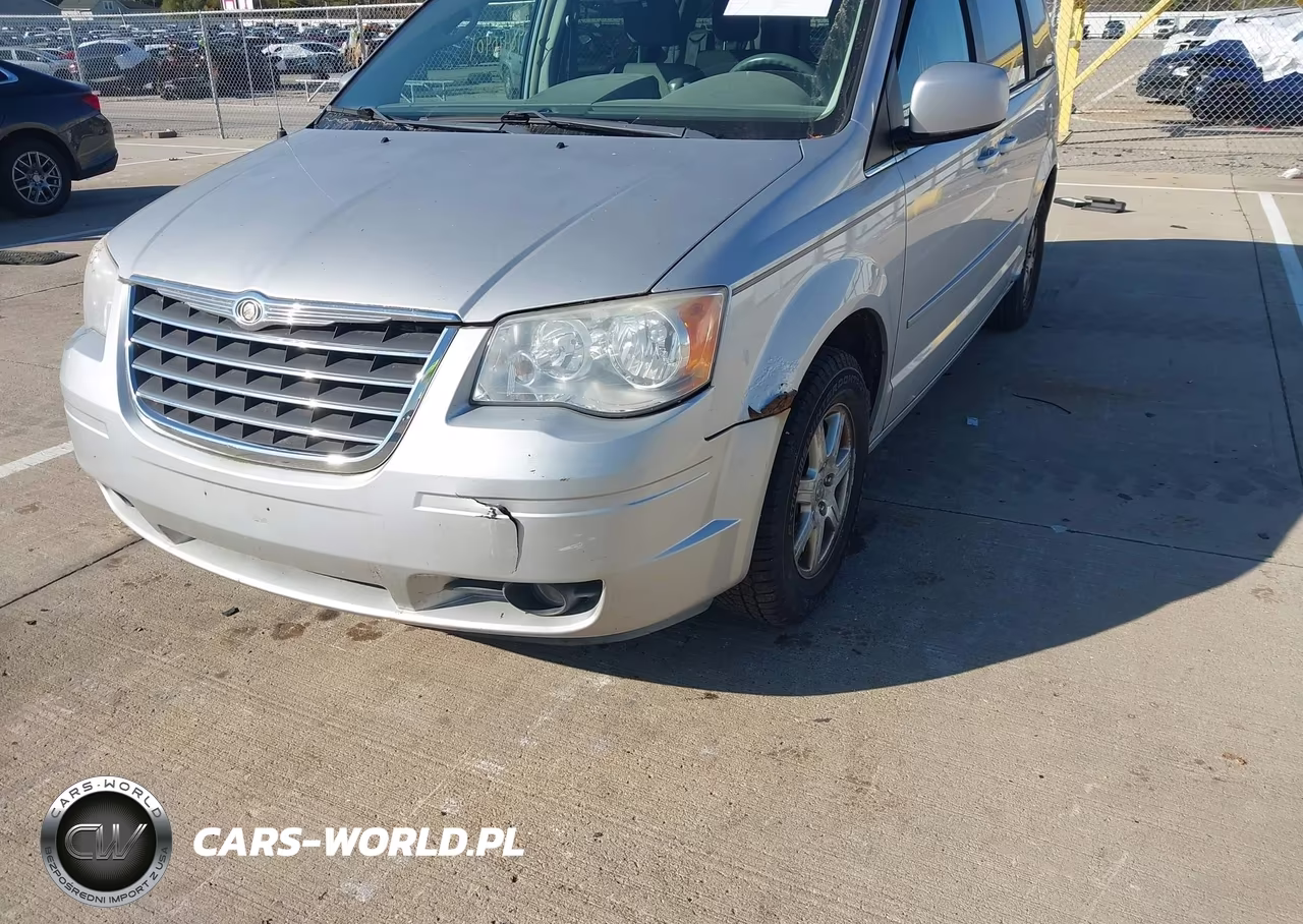 2008 Chrysler Town & Country Touring VIN:2A8HR54P68R111241 - 6