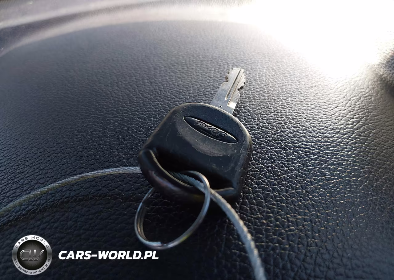 2012 Ford Fusion Se VIN:3FAHP0HA1CR105247 - 11