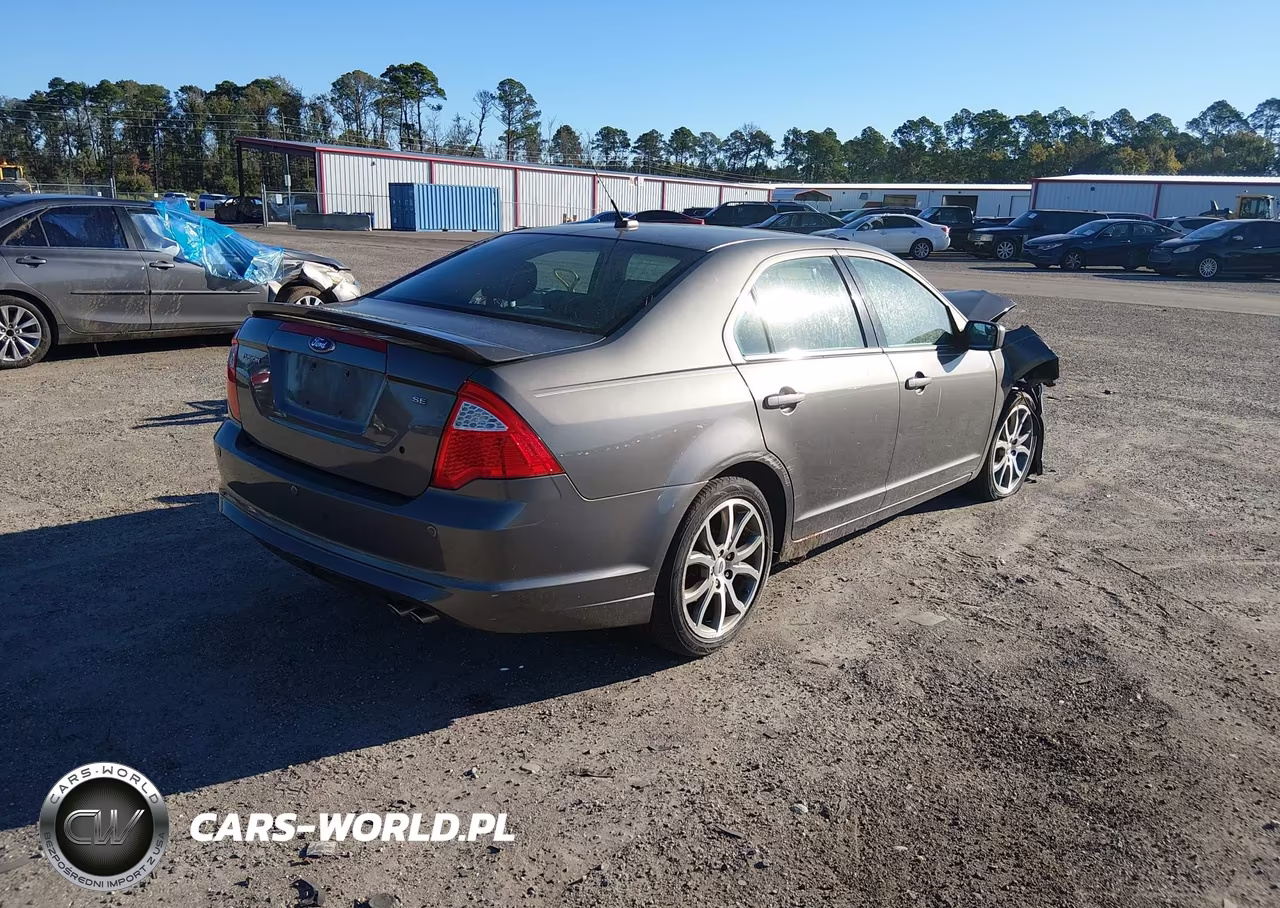 2012 Ford Fusion Se VIN:3FAHP0HA1CR105247 - 4