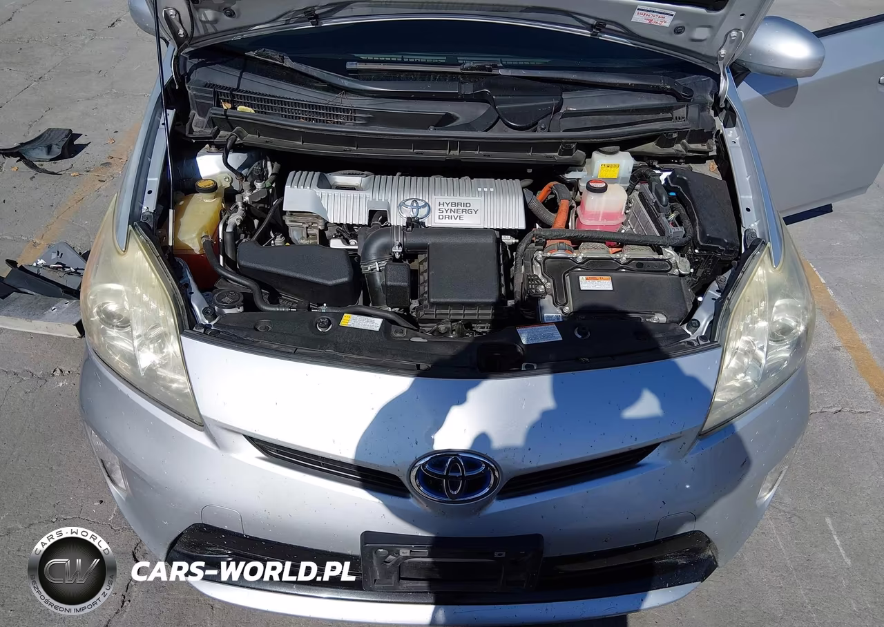 2015 Toyota Prius Two VIN:JTDKN3DU4F0455435 - 10