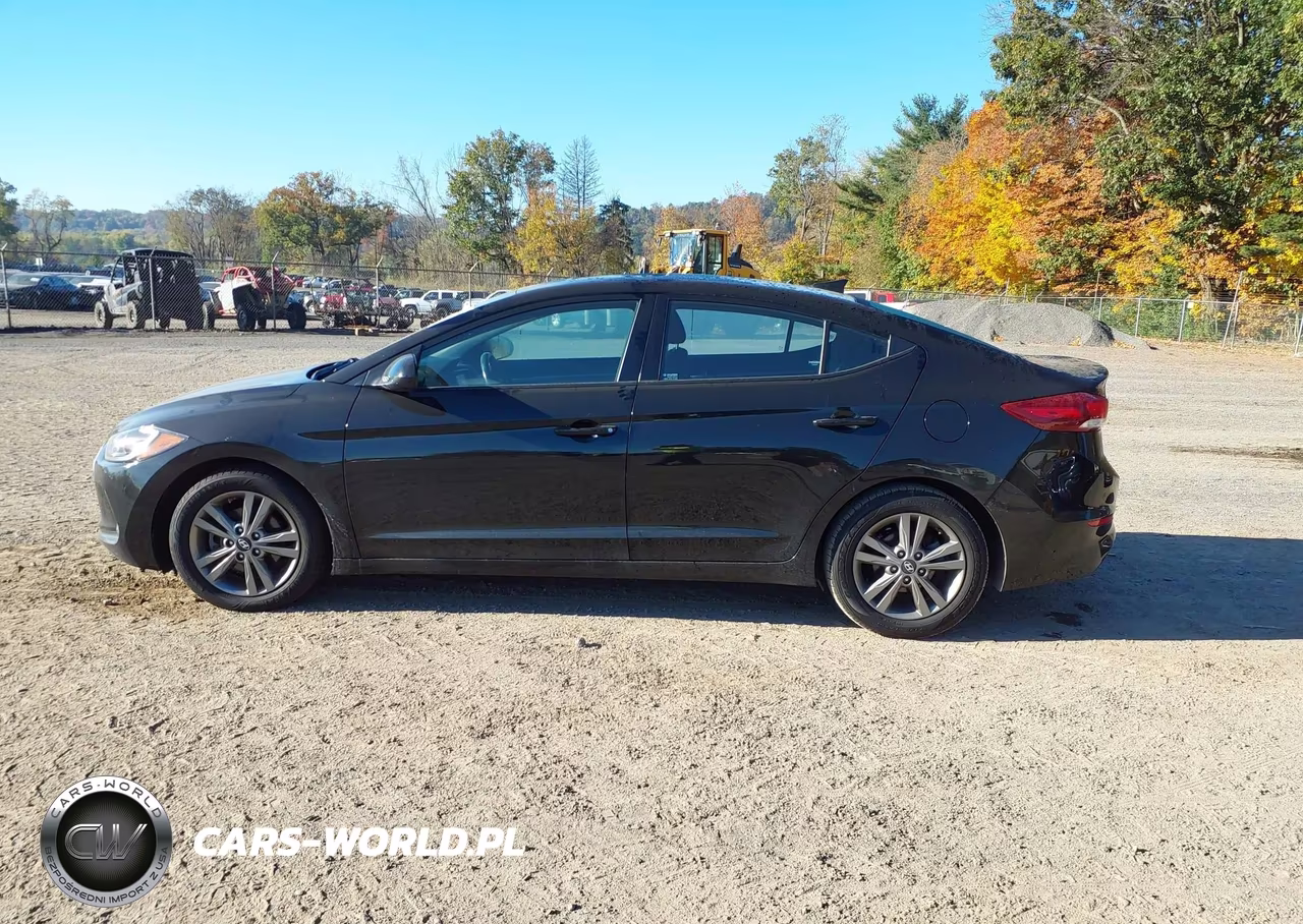 2018 Hyundai Elantra Value Edition VIN:5NPD84LF7JH278402 - 14