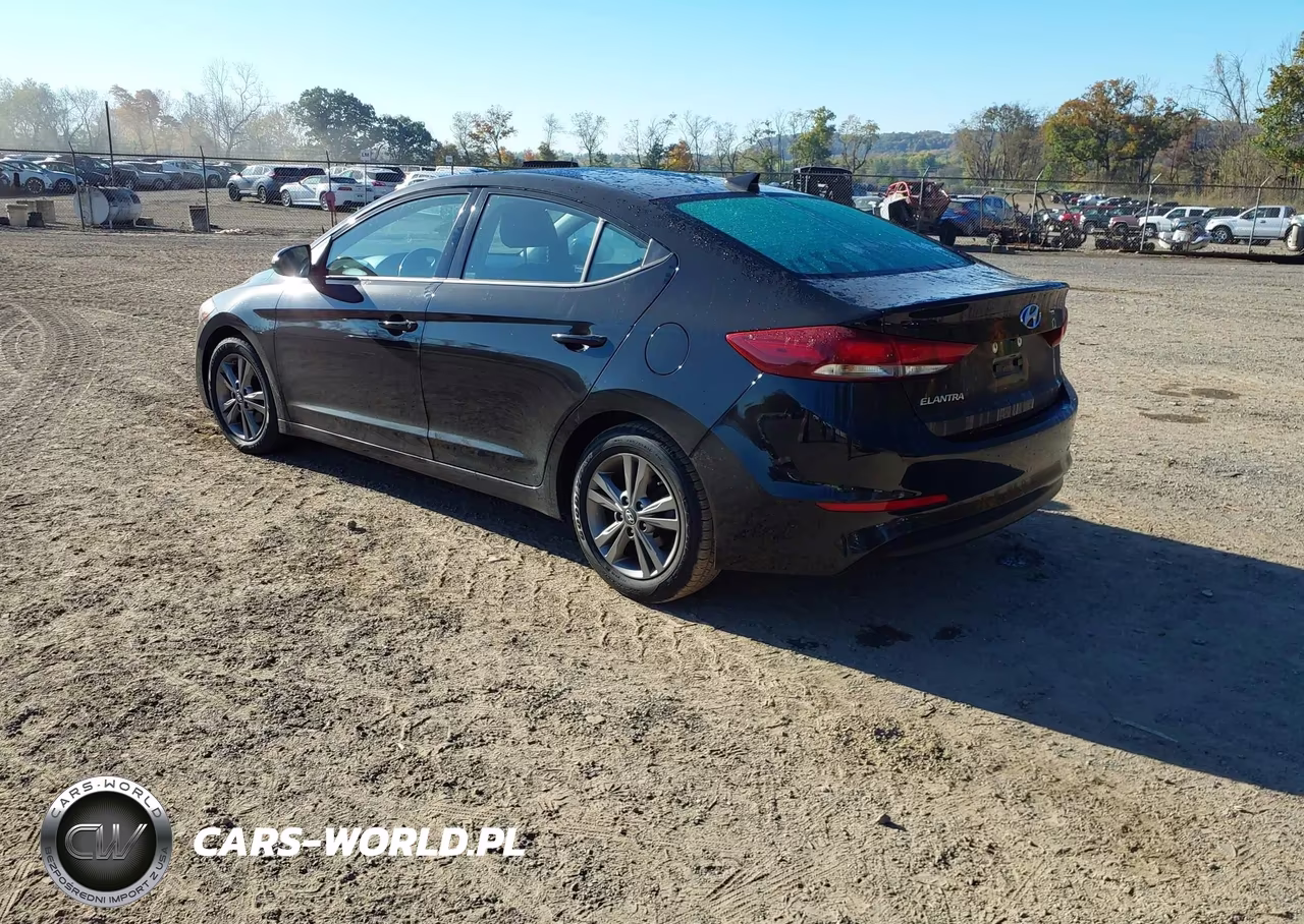 2018 Hyundai Elantra Value Edition VIN:5NPD84LF7JH278402 - 3