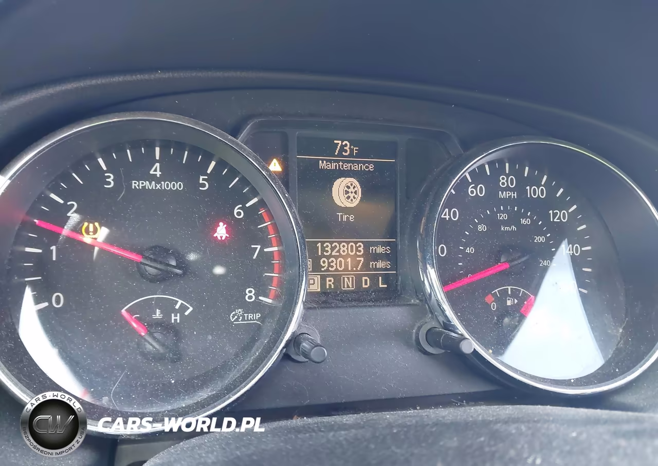 2015 Nissan Rogue Select S VIN:JN8AS5MT3FW661855 - 7