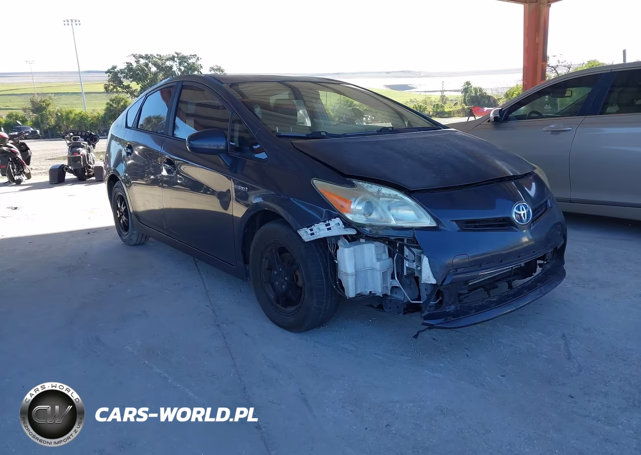 2014 Toyota Prius Two