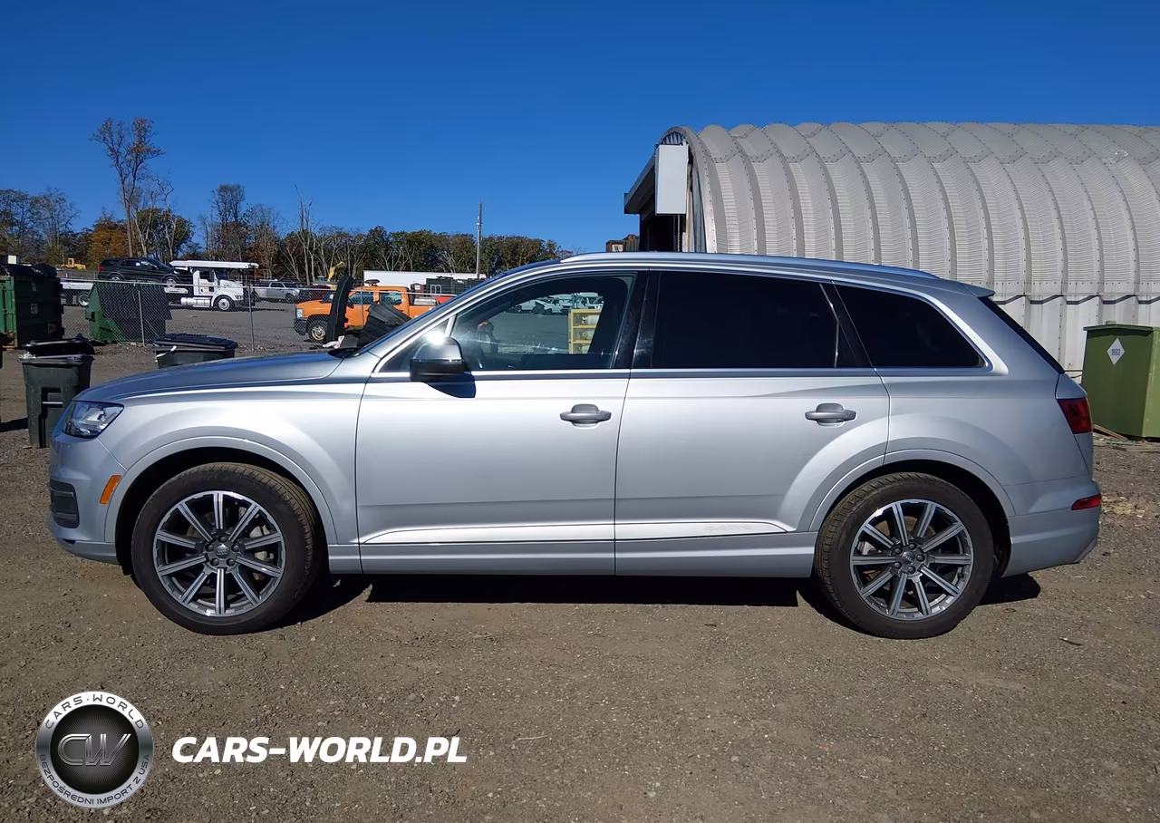 2017 Audi Q7 3.0T Premium VIN:WA1VAAF78HD032237 - 14