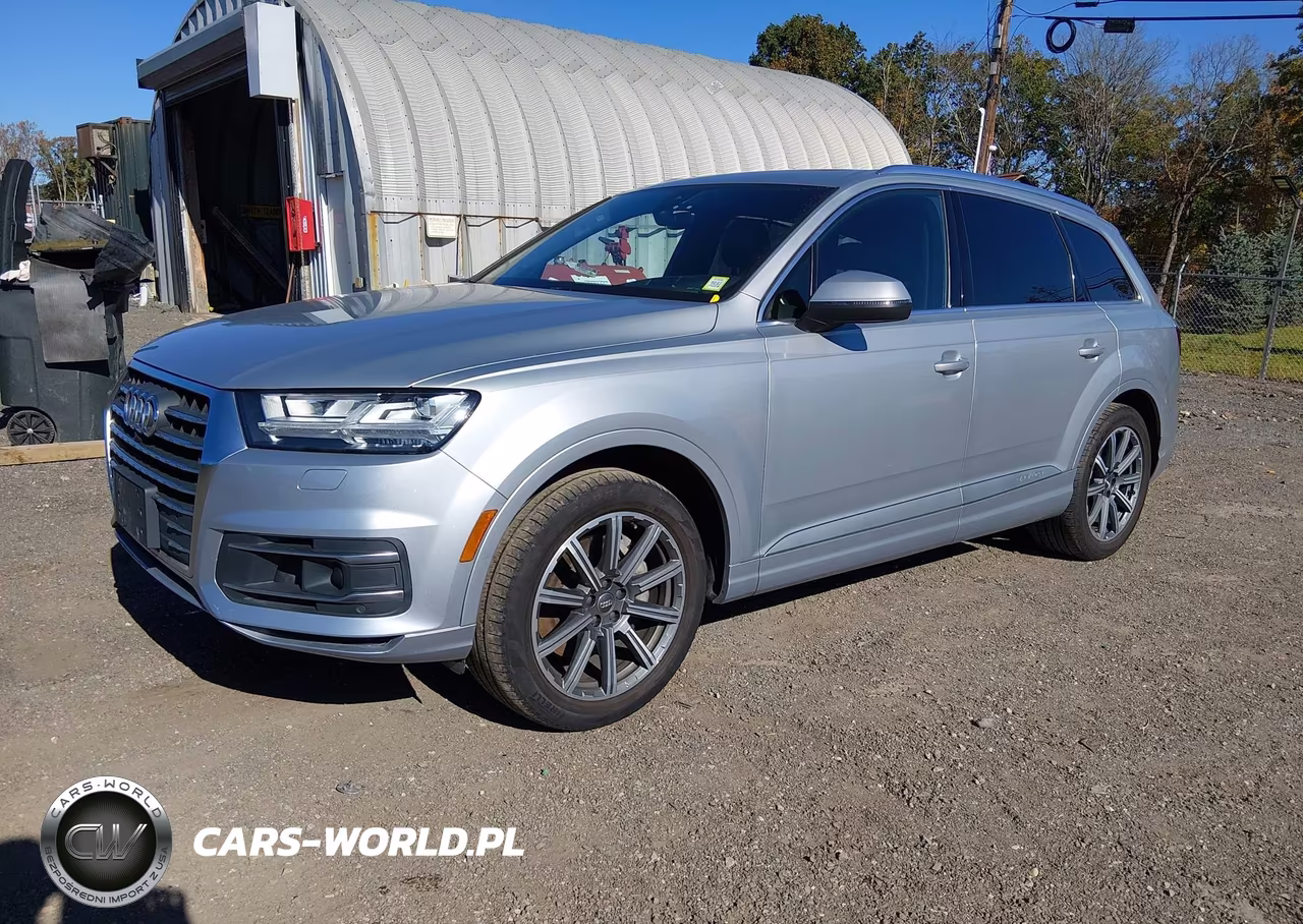 2017 Audi Q7 3.0T Premium VIN:WA1VAAF78HD032237 - 2