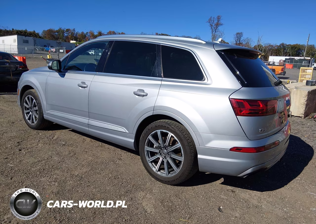 2017 Audi Q7 3.0T Premium VIN:WA1VAAF78HD032237 - 3
