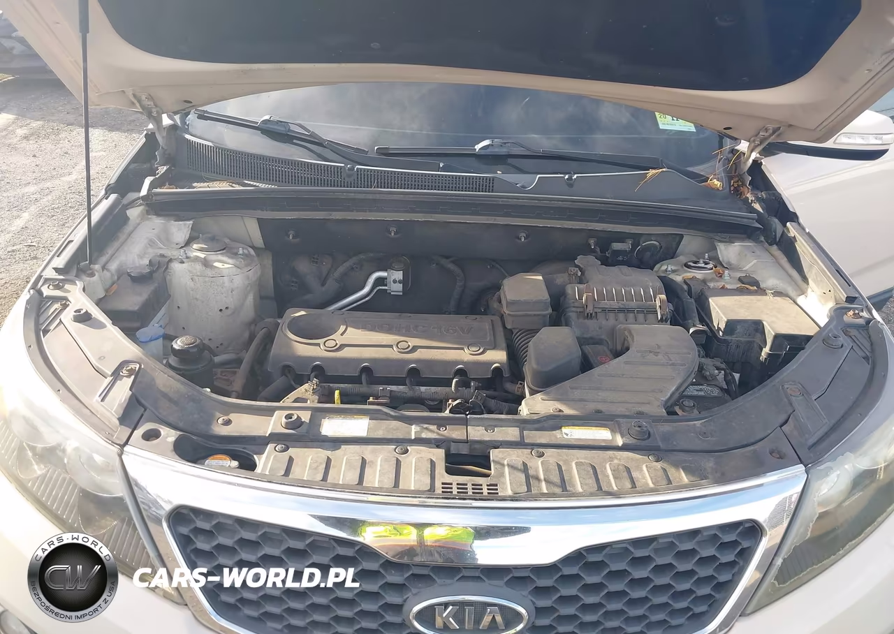 2011 Kia Sorento Lx VIN:5XYKT3A17BG067250 - 10