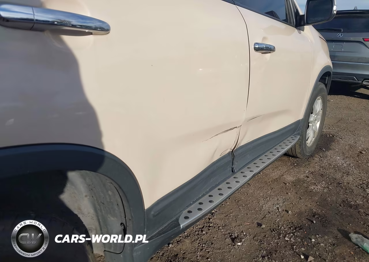 2011 Kia Sorento Lx VIN:5XYKT3A17BG067250 - 6