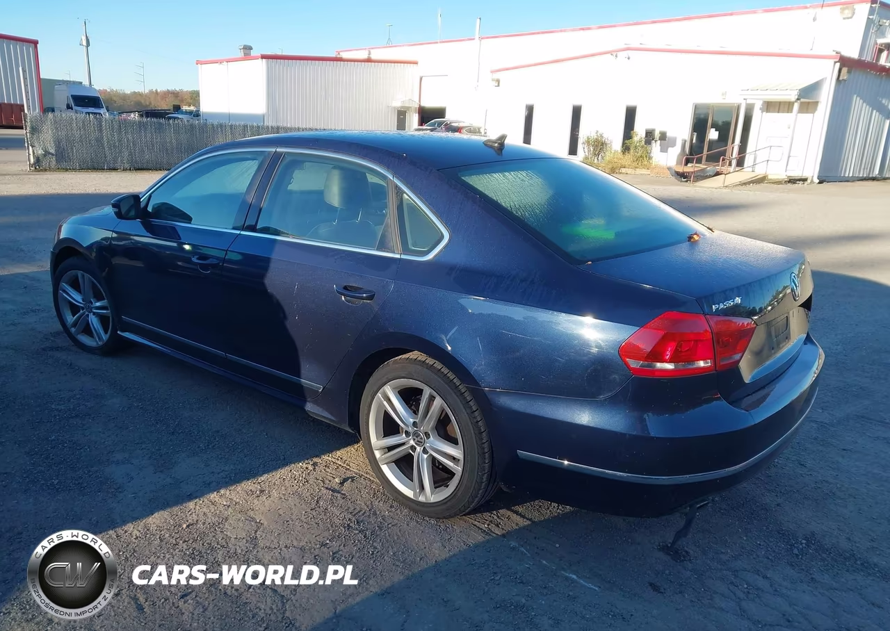 2014 Volkswagen Passat 2.0L Tdi Se VIN:1VWBN7A34EC062709 - 3