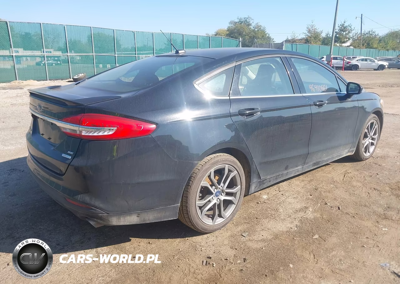 2017 Ford Fusion Se VIN:3FA6P0HDXHR376946 - 4
