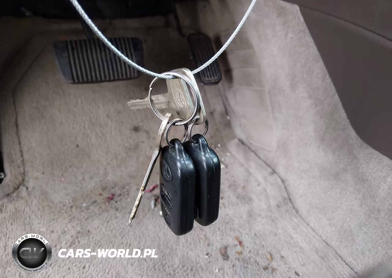 2001 Toyota Camry Le V6 VIN:JT2BF22K210312302 - 11