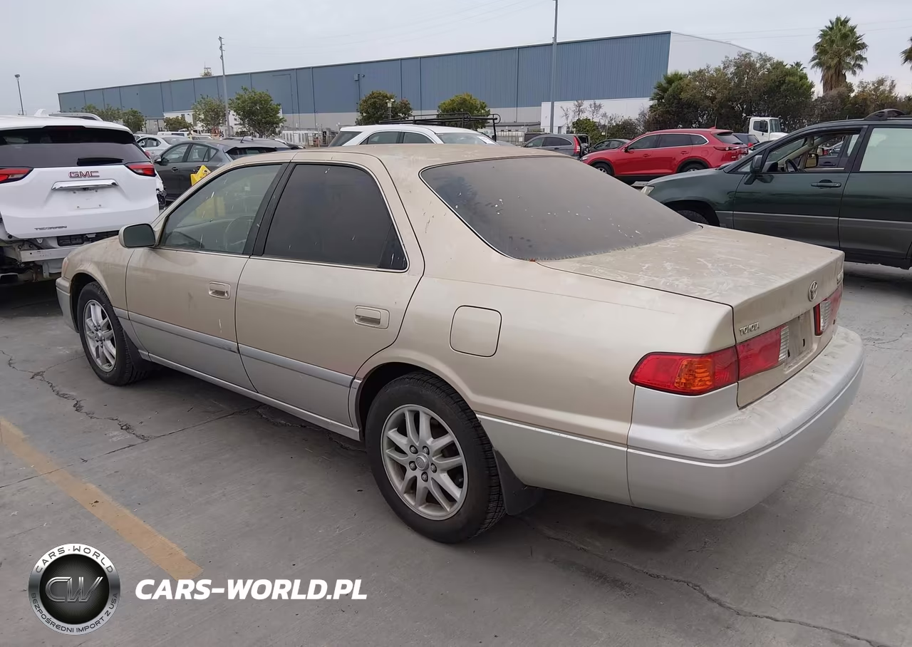 2001 Toyota Camry Le V6 VIN:JT2BF22K210312302 - 3