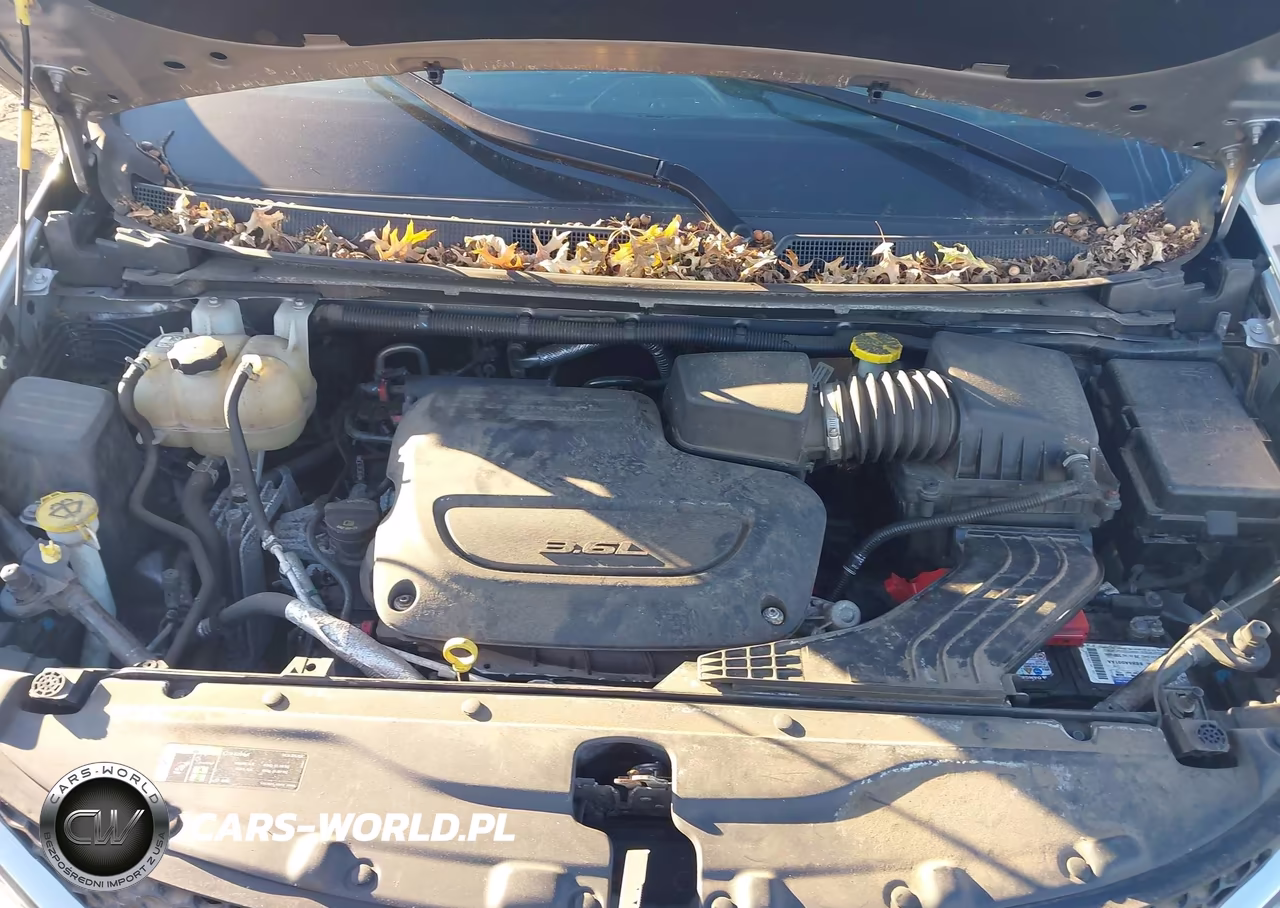 2019 Chrysler Pacifica Touring L VIN:2C4RC1BG5KR681148 - 10