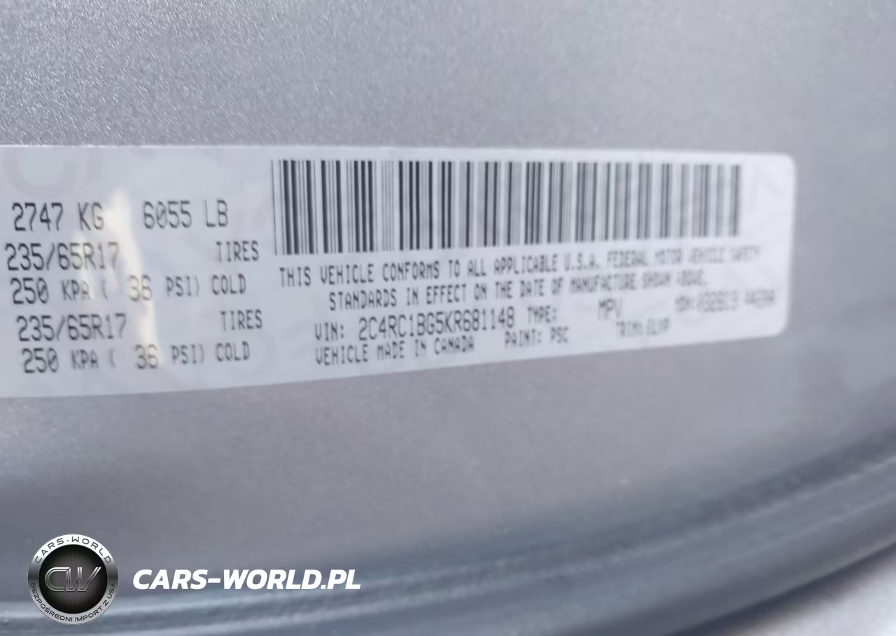 2019 Chrysler Pacifica Touring L VIN:2C4RC1BG5KR681148 - 9