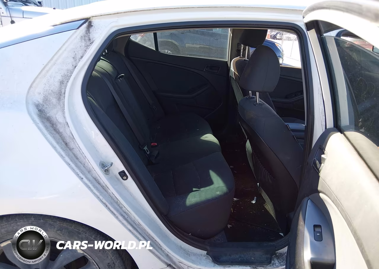2015 Kia Optima Lx VIN:KNAGM4A71F5617809 - 8