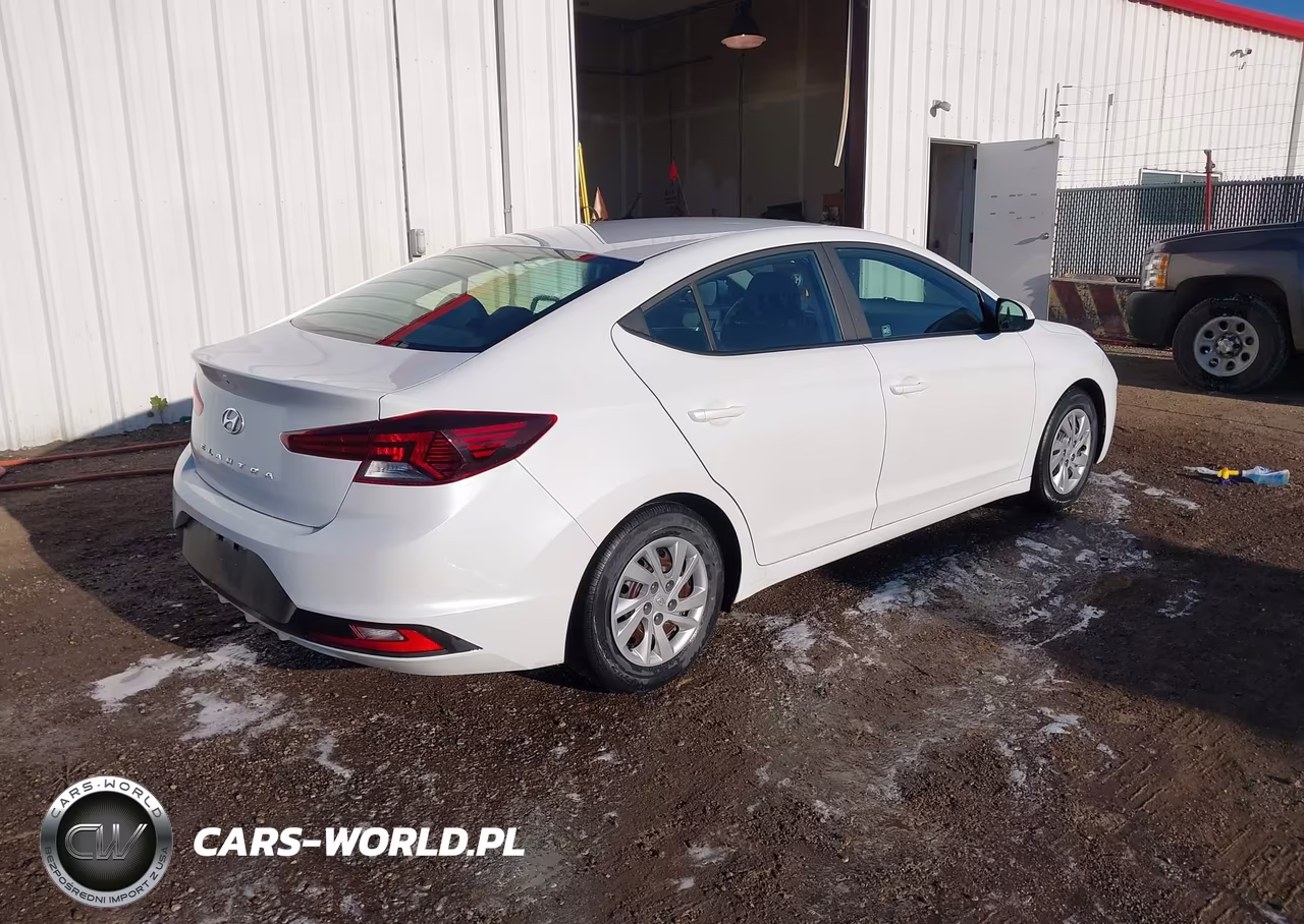 2019 Hyundai Elantra Se VIN:5NPD74LF5KH478795 - 4