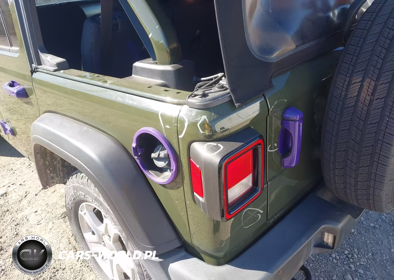 2020 Jeep Wrangler Unlimited Sport VIN:1C4HJXDGXLW328821 - 17