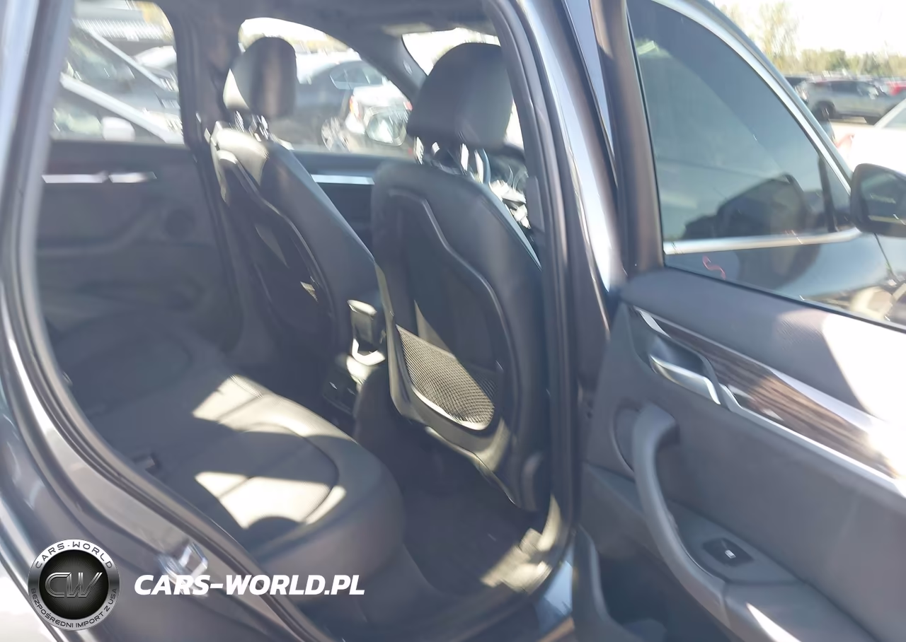 2016 BMW X1 xDrive28I VIN:WBXHT3C32G5E49118 - 8