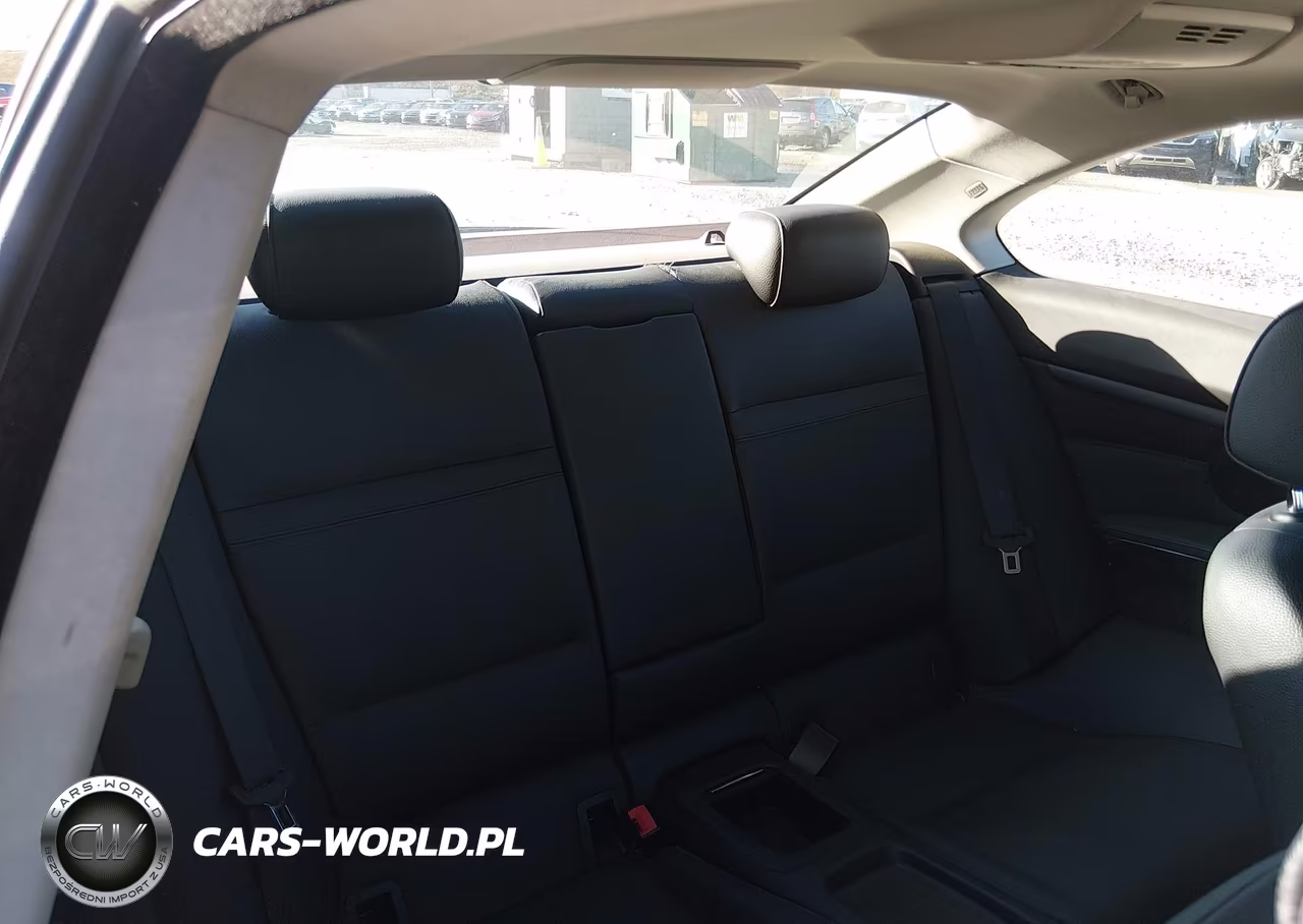 2010 BMW 335I xDrive VIN:WBAWC7C5XAE271411 - 8