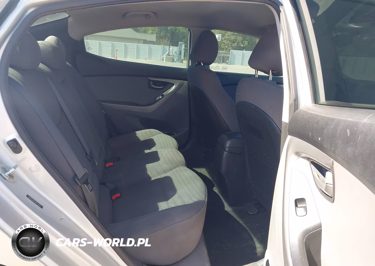 2016 Hyundai Elantra Se VIN:5NPDH4AE4GH772316 - 8