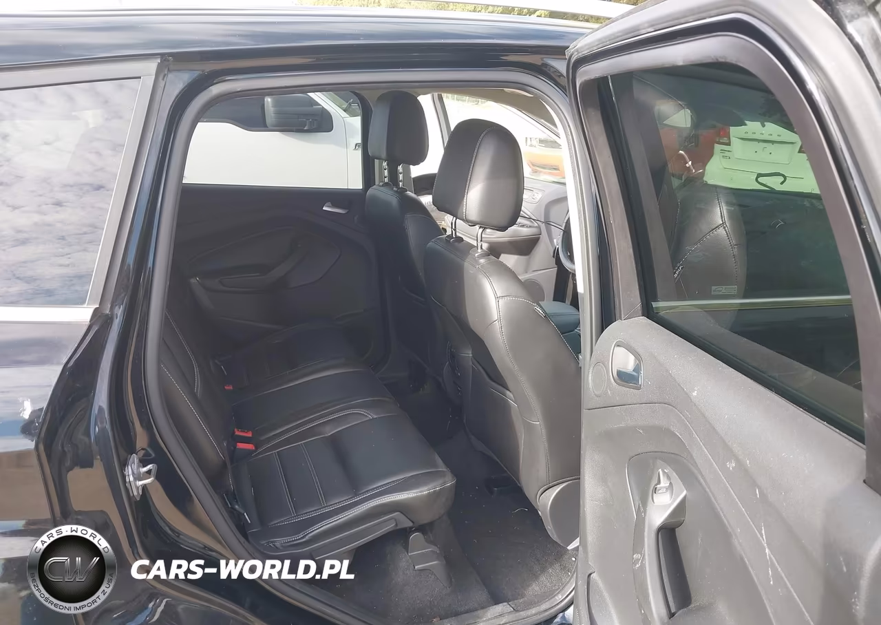 2017 Ford Escape Titanium VIN:1FMCU9J99HUB58579 - 8