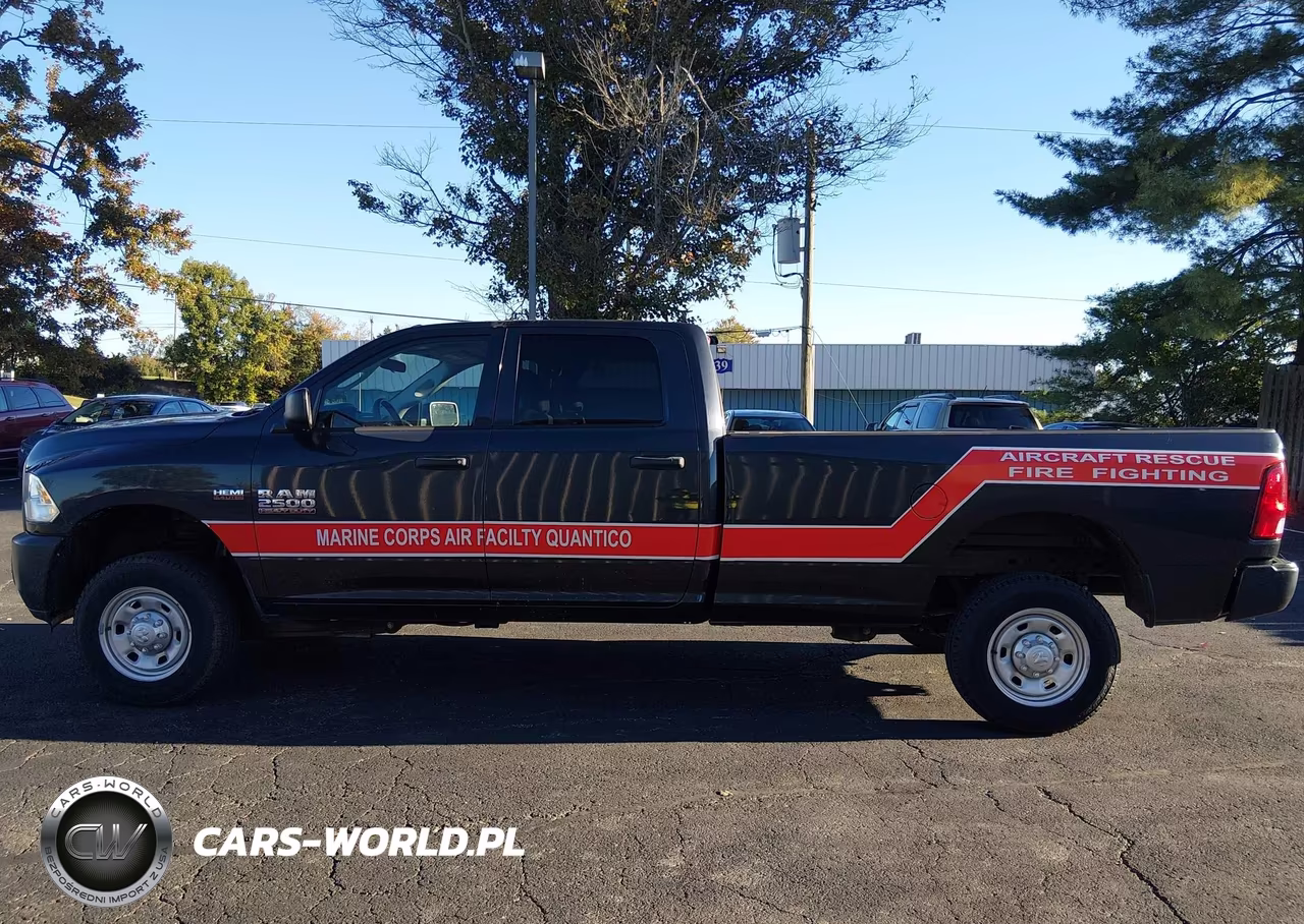 2016 Ram 2500 Tradesman VIN:3C6UR5HJXGG129054 - 18