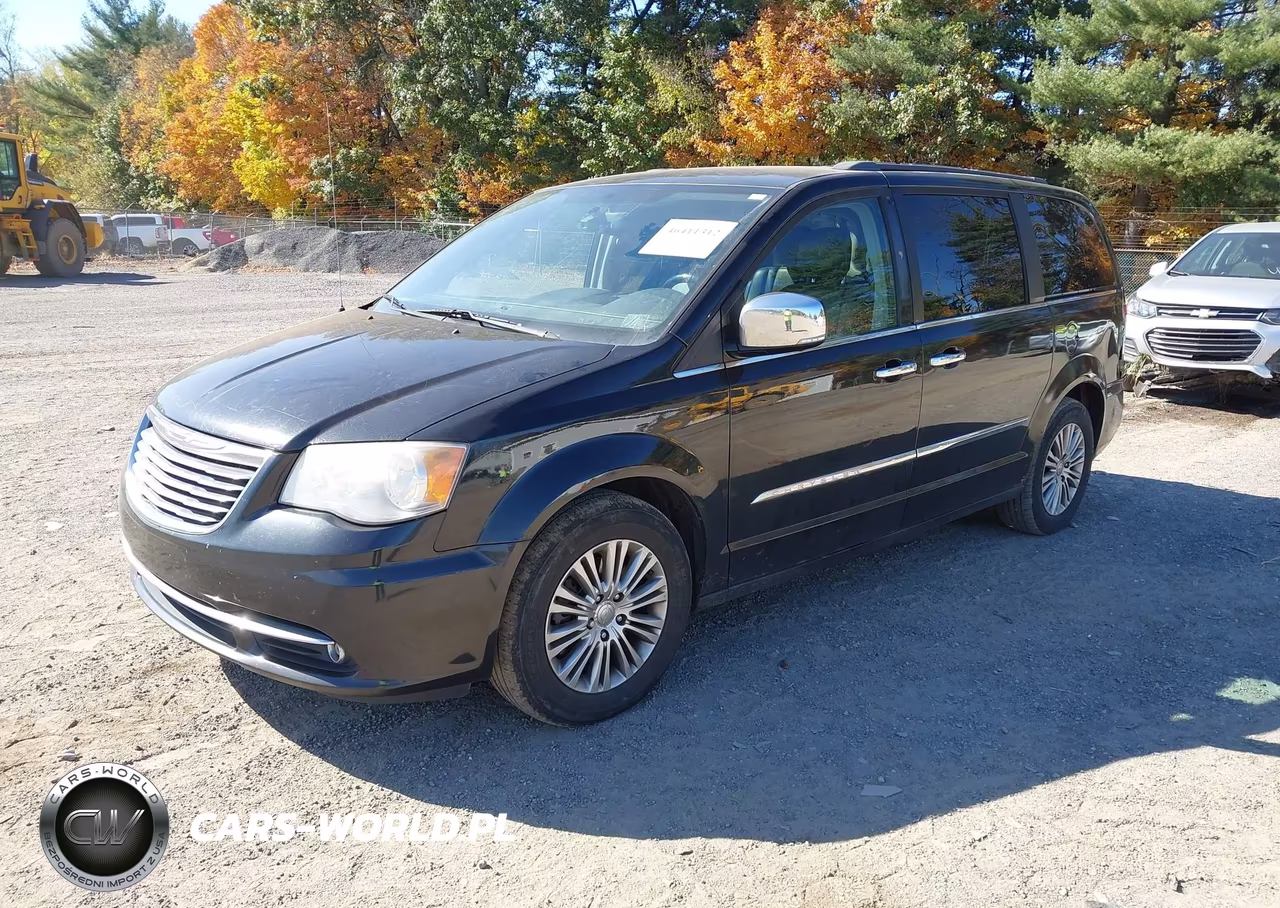 2013 Chrysler Town & Country Touring-L VIN:2C4RC1CG3DR615795 - 2
