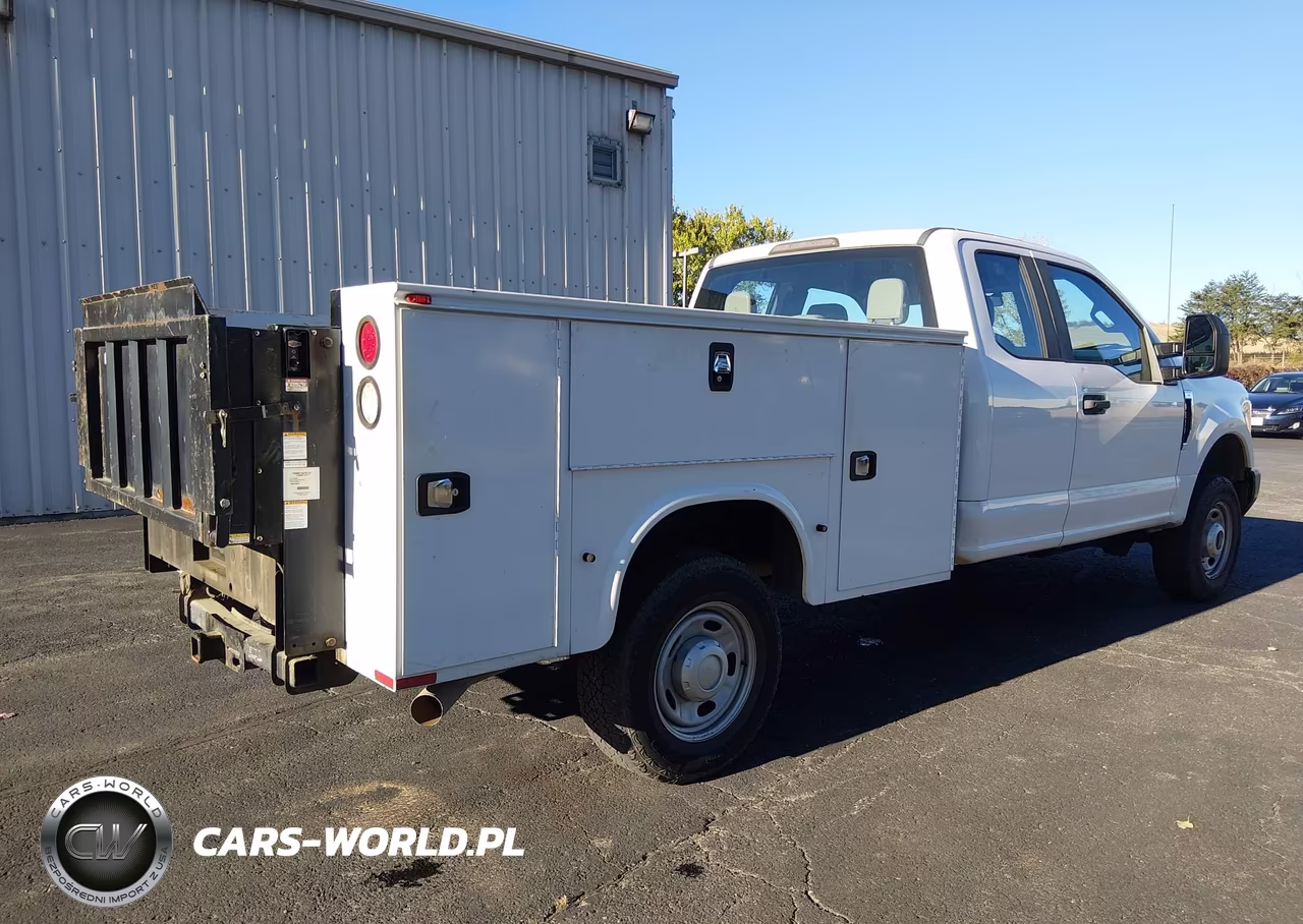 2017 Ford F-350 Xl VIN:1FD8X3B66HED80960 - 4
