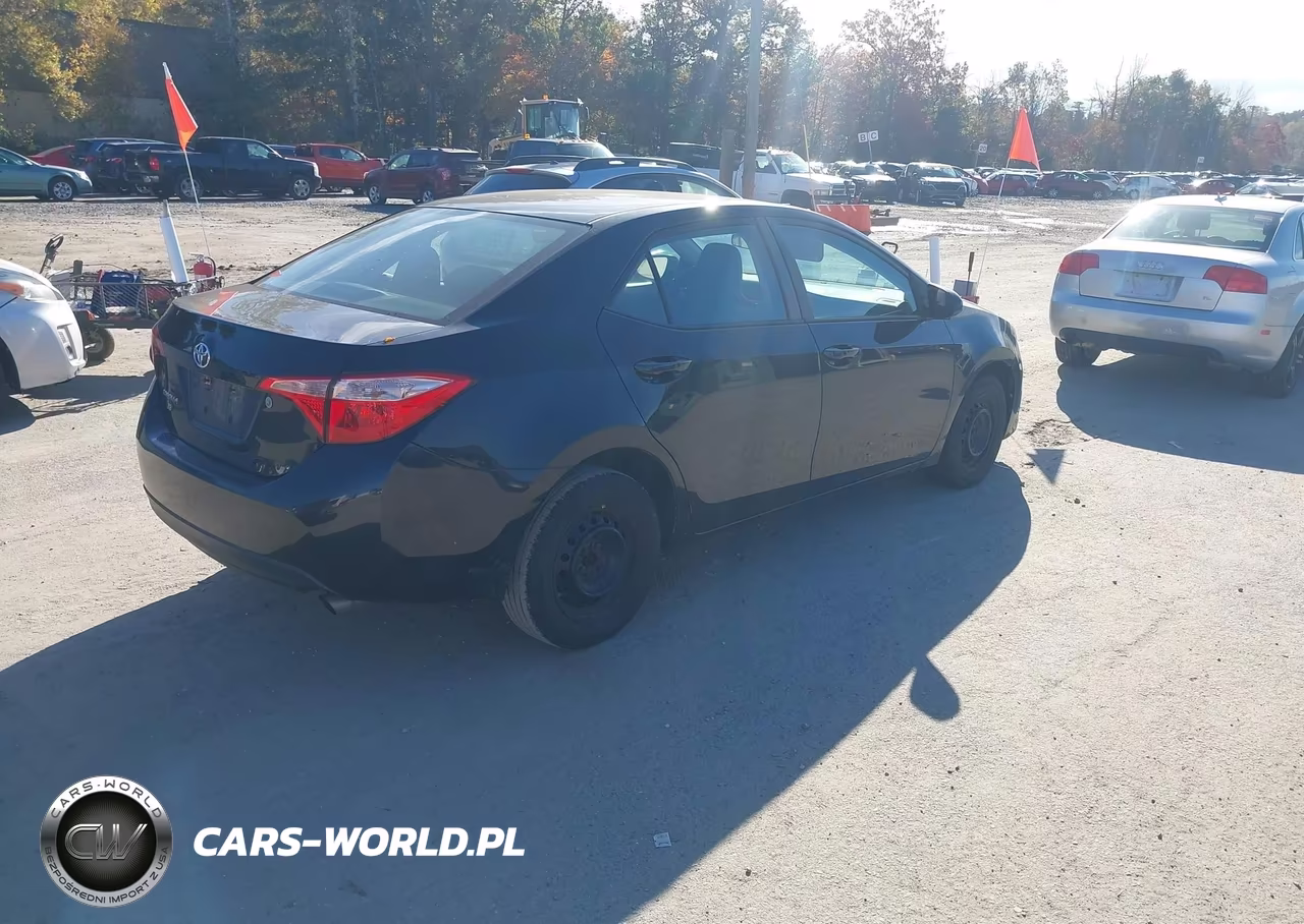 2017 Toyota Corolla L VIN:2T1BURHE6HC805861 - 4