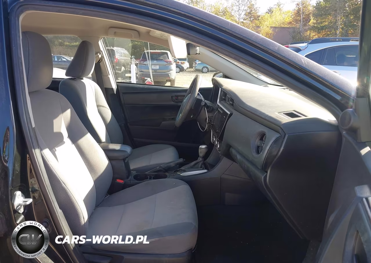 2017 Toyota Corolla L VIN:2T1BURHE6HC805861 - 5