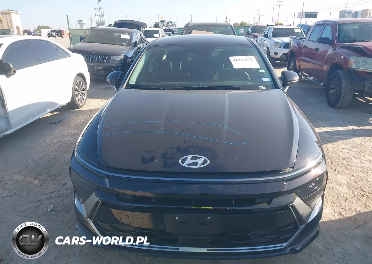 2026 Hyundai Sonata Hybrid Blue VIN:KMHL24JJ8TA181980 - 13