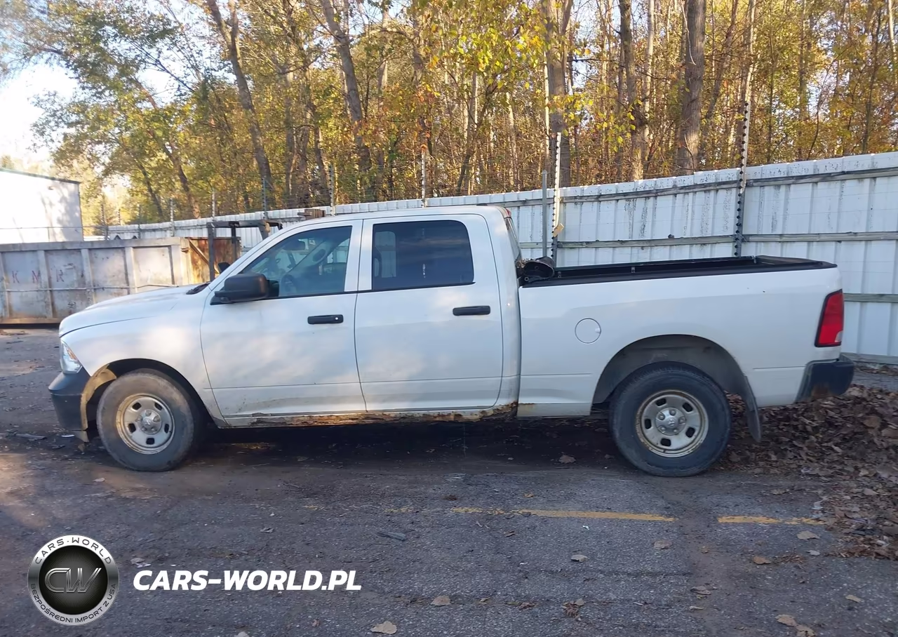 2015 Ram 1500 Tradesman VIN:1C6RR7SM1FS702662 - 14