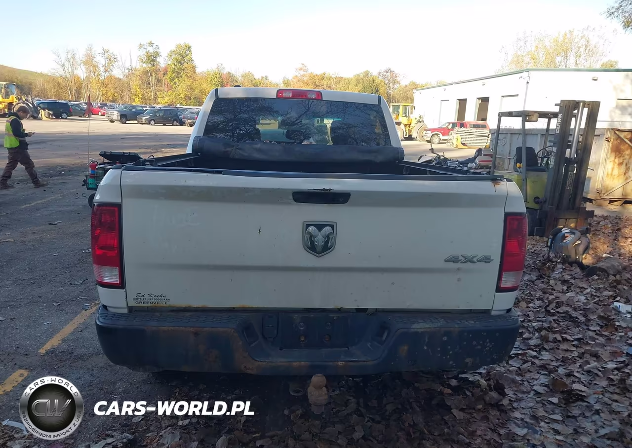 2015 Ram 1500 Tradesman VIN:1C6RR7SM1FS702662 - 16