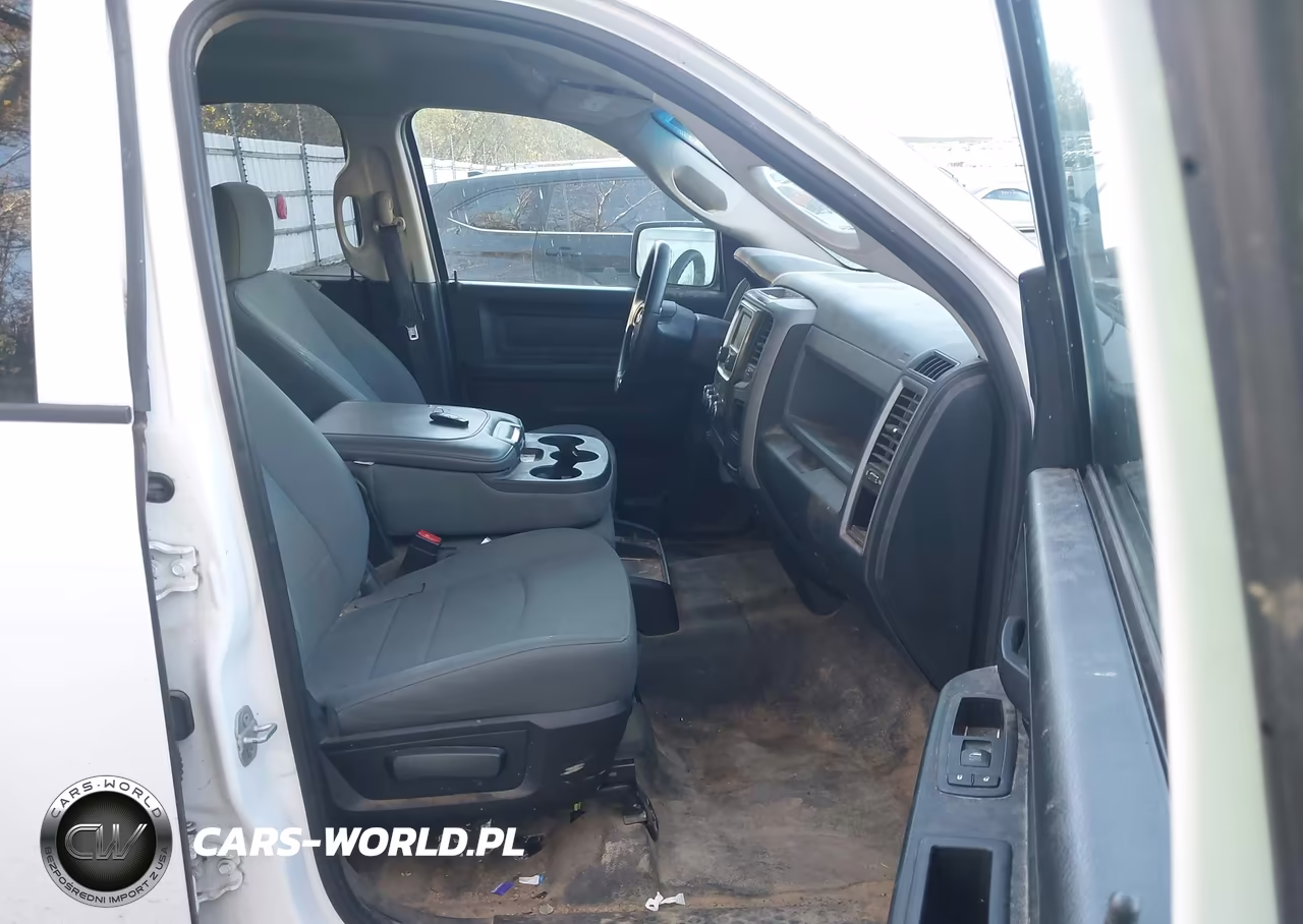 2015 Ram 1500 Tradesman VIN:1C6RR7SM1FS702662 - 5