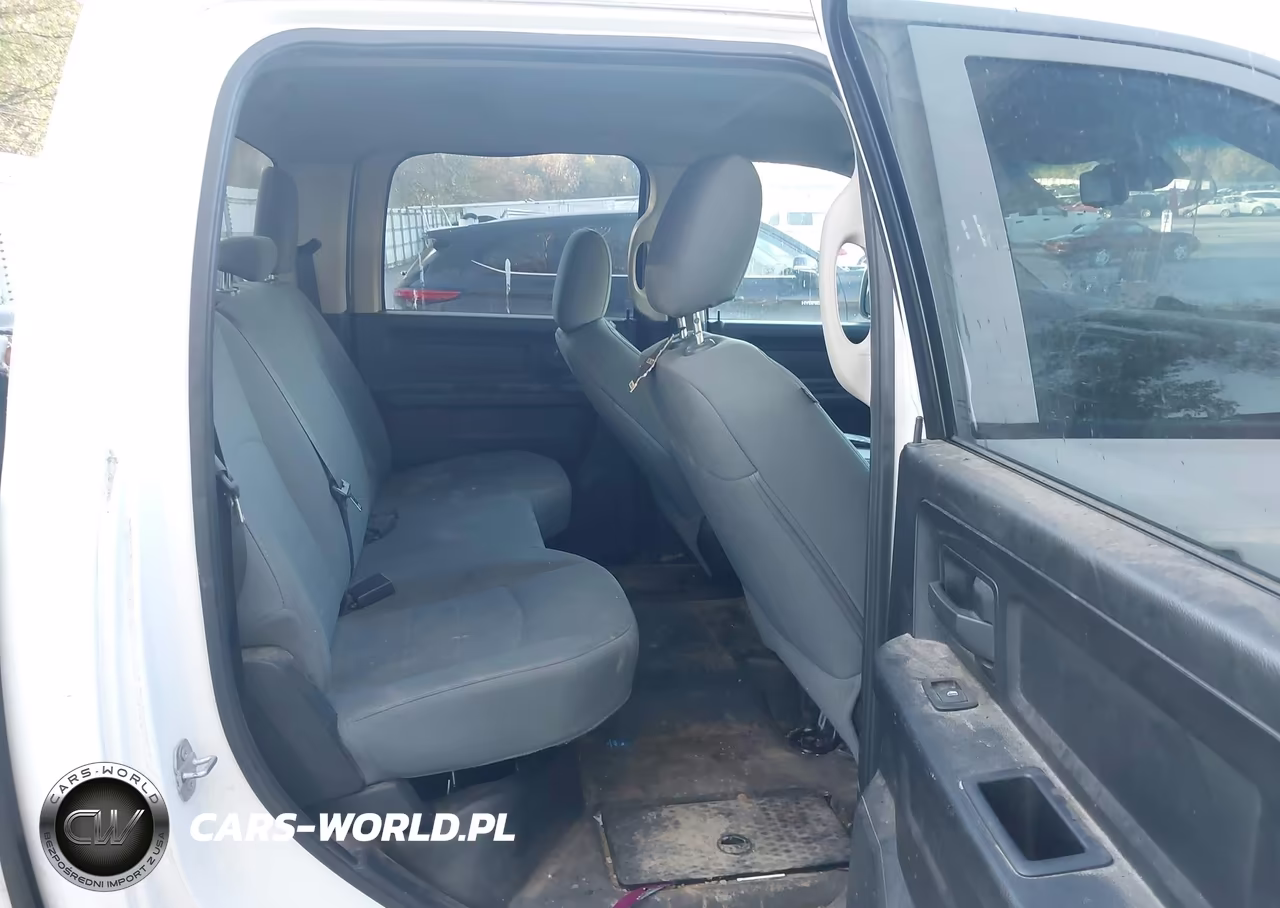 2015 Ram 1500 Tradesman VIN:1C6RR7SM1FS702662 - 8