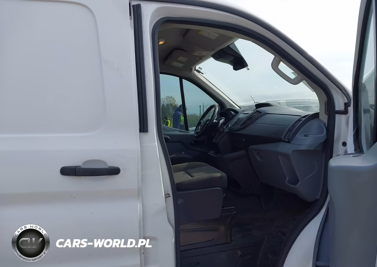 2018 Ford Transit-250 VIN:1FTYR1YM7JKA03487 - 5