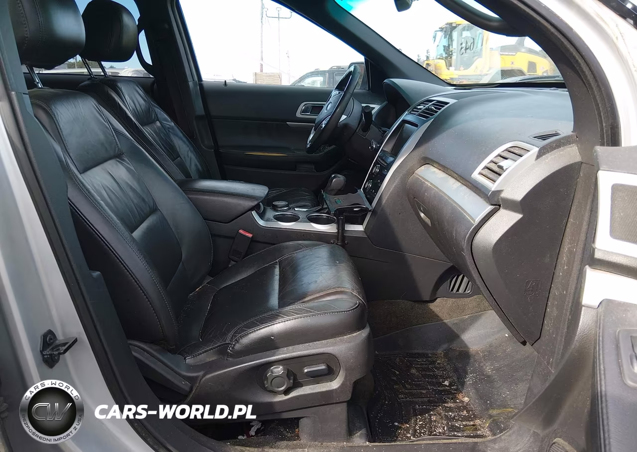 2014 Ford Explorer Xlt VIN:1FM5K8D8XEGA10477 - 5