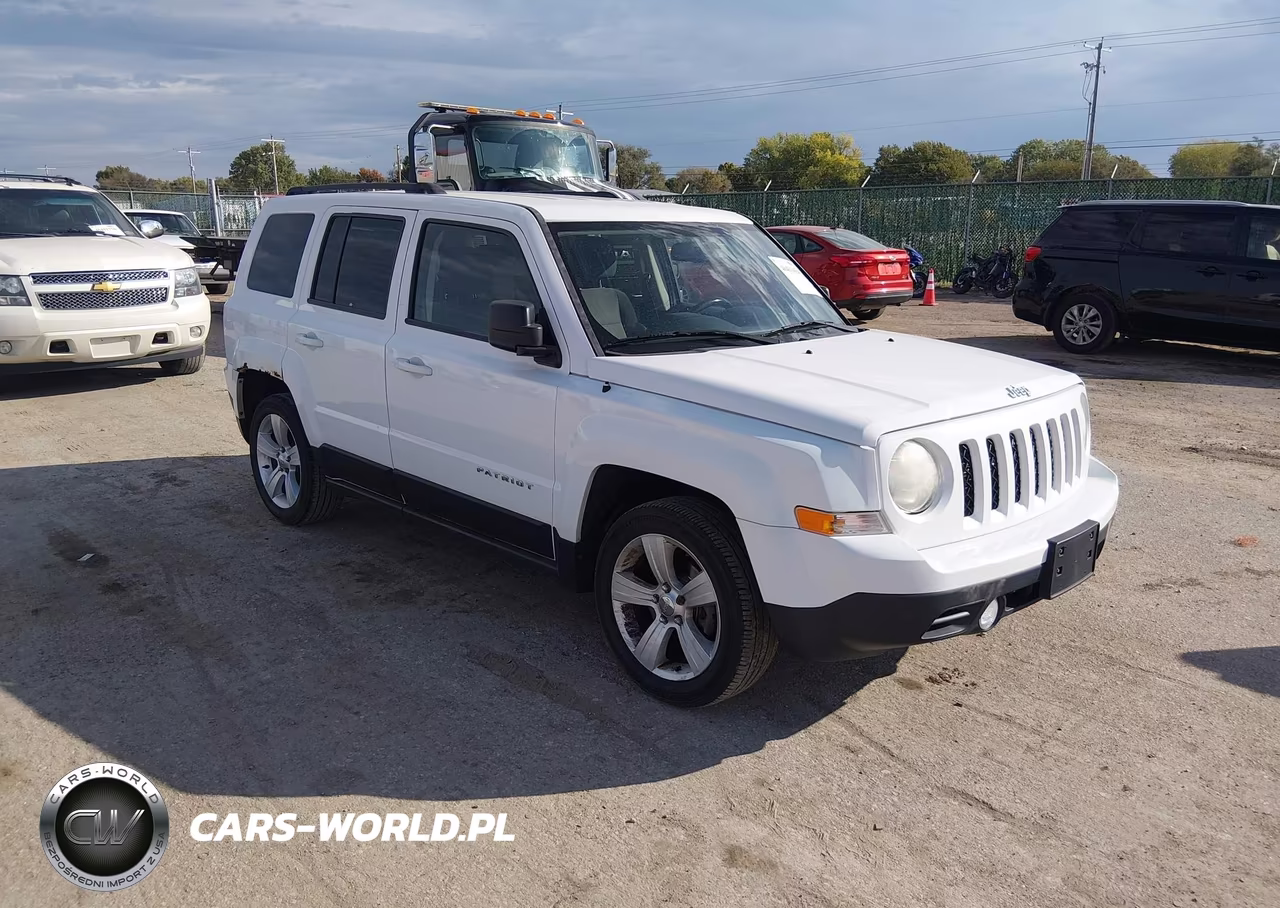 2013 Jeep Patriot Latitude VIN:1C4NJRFB6DD236778 - 1