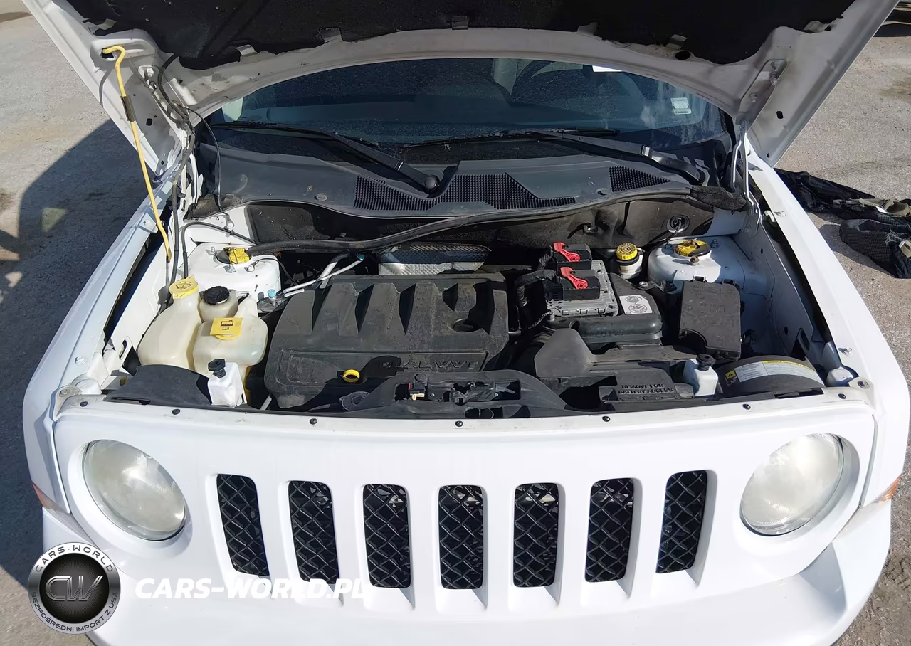 2013 Jeep Patriot Latitude VIN:1C4NJRFB6DD236778 - 10