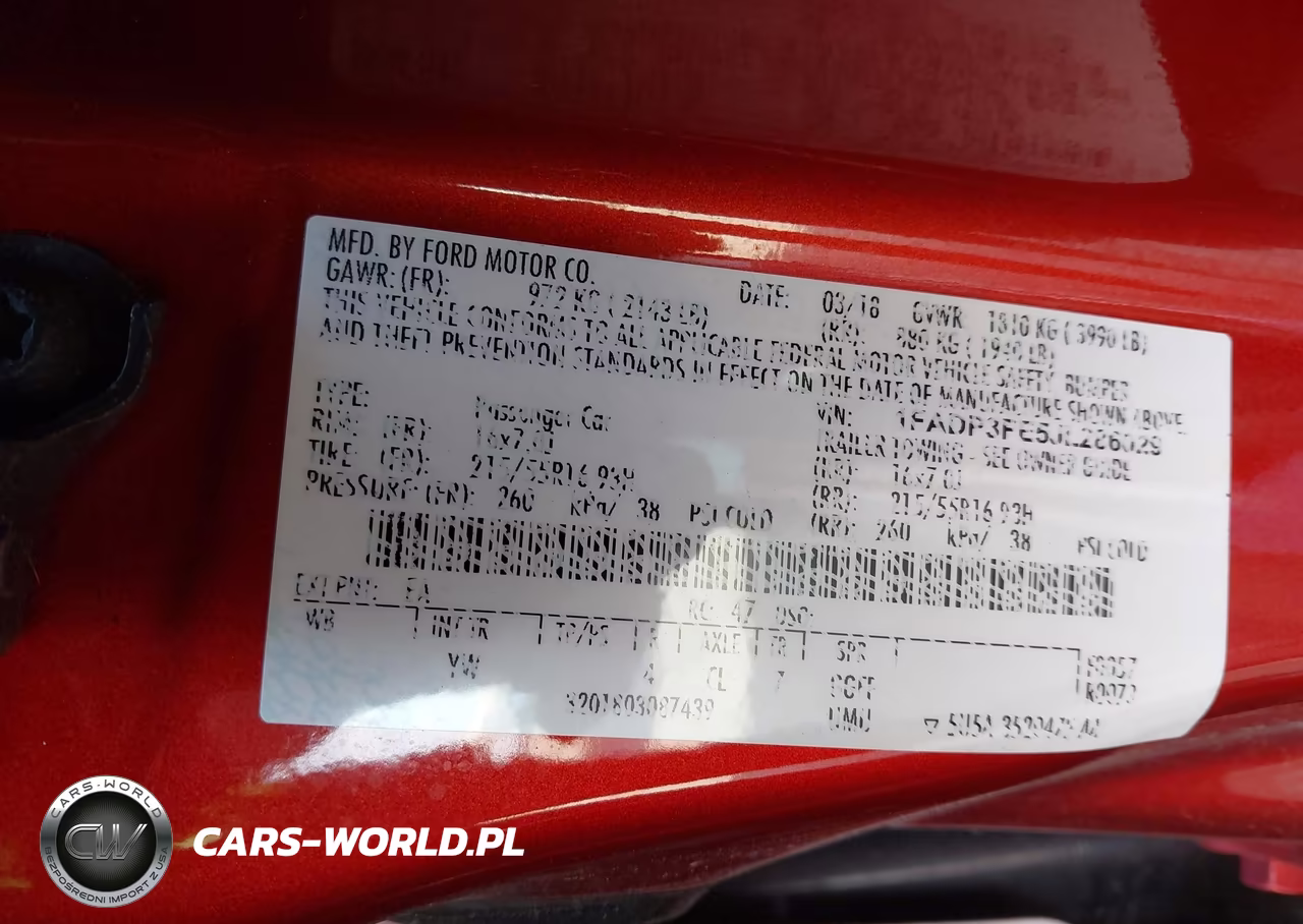 2018 Ford Focus Se VIN:1FADP3FE5JL286029 - 9
